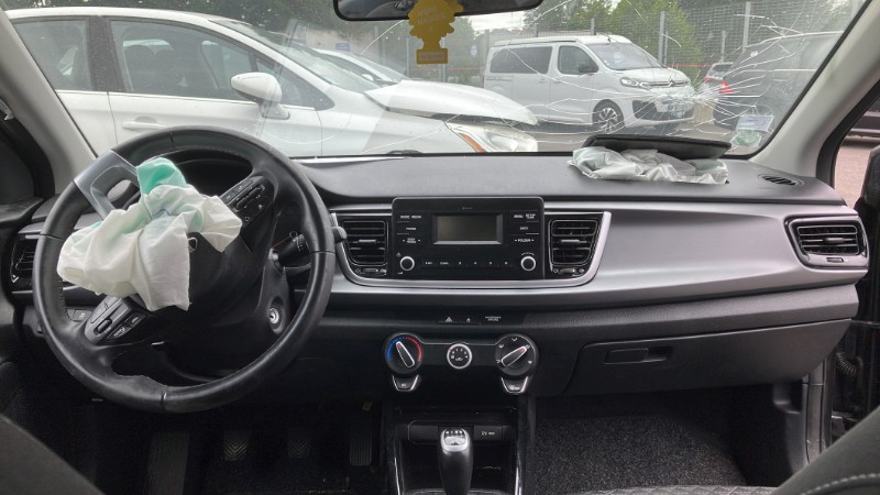 Cardan gauche (transmission) pour KIA RIO 4 PHASE 1 Cardan gauche (transmission) pour KIA RIO 4 PHASE 1