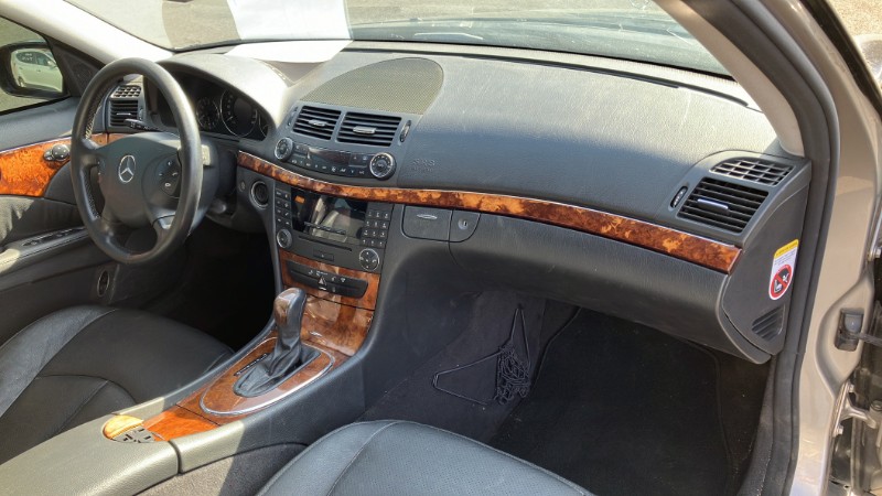 Malle/Hayon arriere pour MERCEDES CLASSE E 211 PHASE 1 Malle/Hayon arriere pour MERCEDES CLASSE E 211 PHASE 1