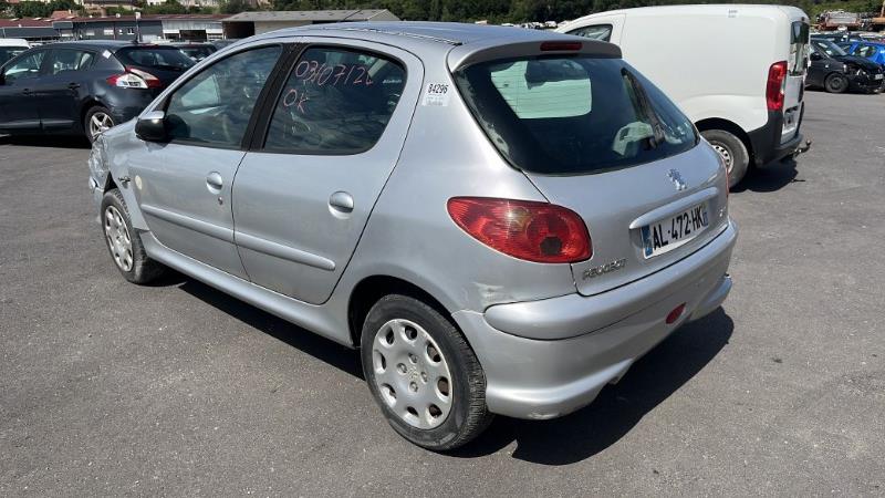 Platine feu arriere gauche pour PEUGEOT 206 PHASE 2 Platine feu arriere gauche pour PEUGEOT 206 PHASE 2