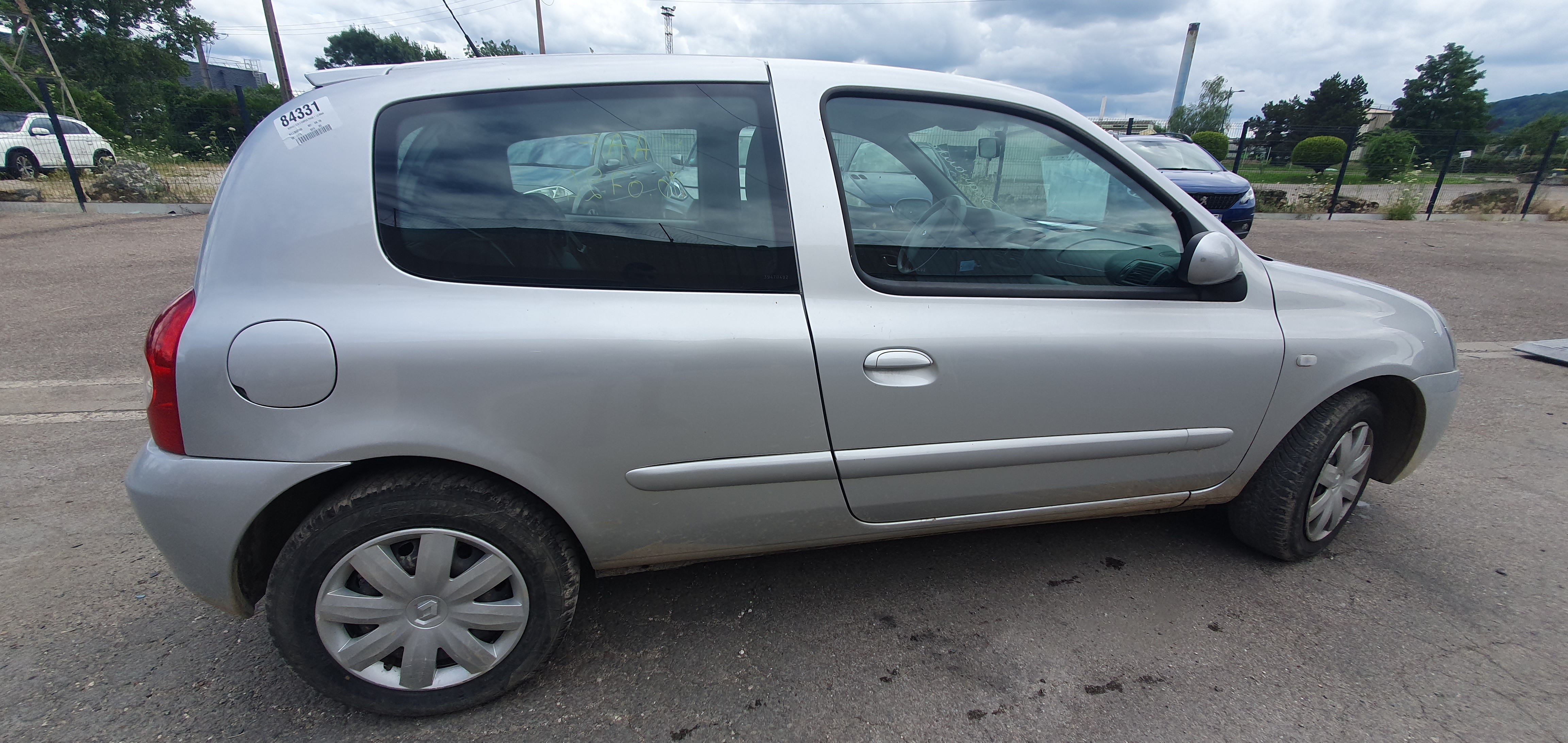 Volant pour RENAULT CLIO 2 CAMPUS PHASE 1 Volant pour RENAULT CLIO 2 CAMPUS PHASE 1