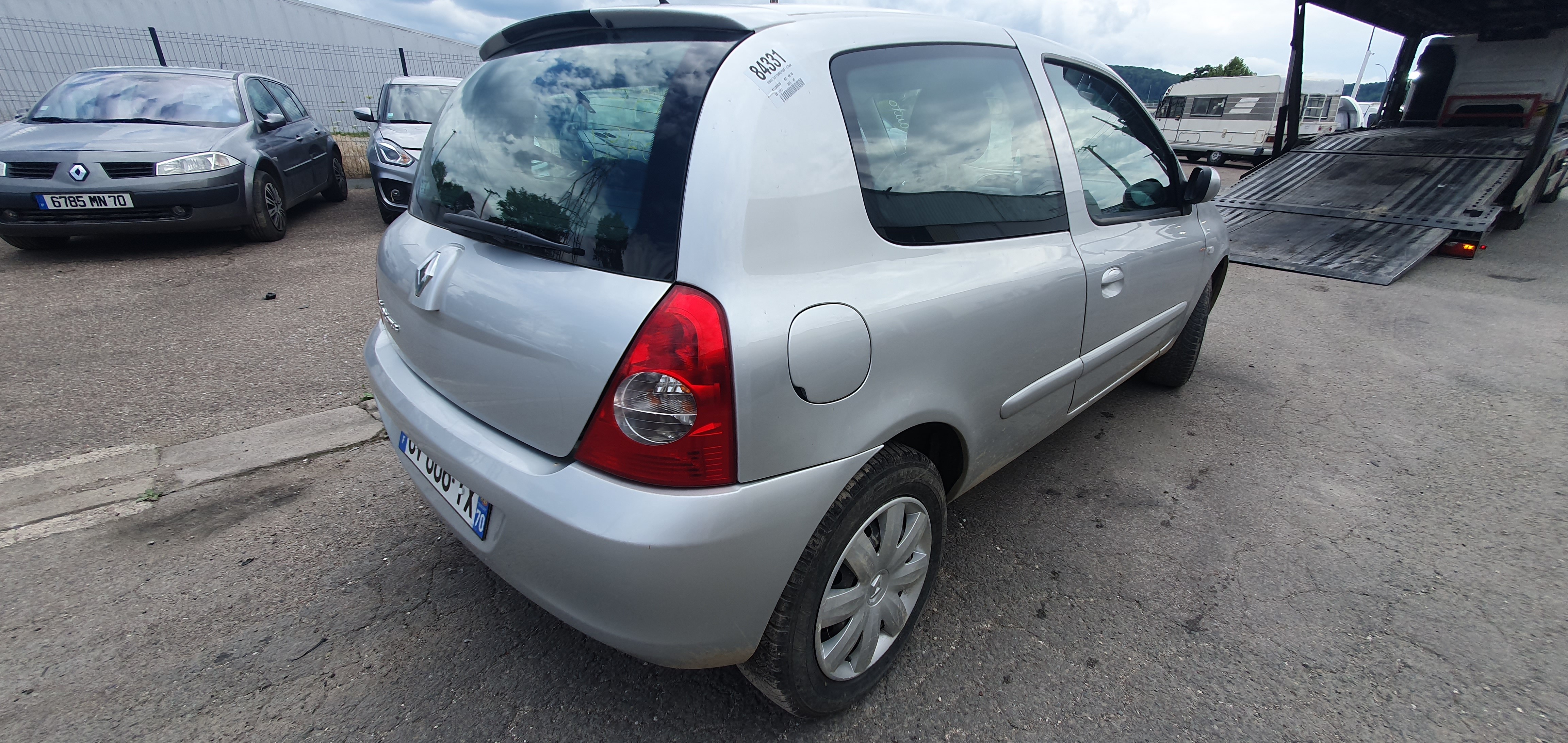 Volant pour RENAULT CLIO 2 CAMPUS PHASE 1 Volant pour RENAULT CLIO 2 CAMPUS PHASE 1