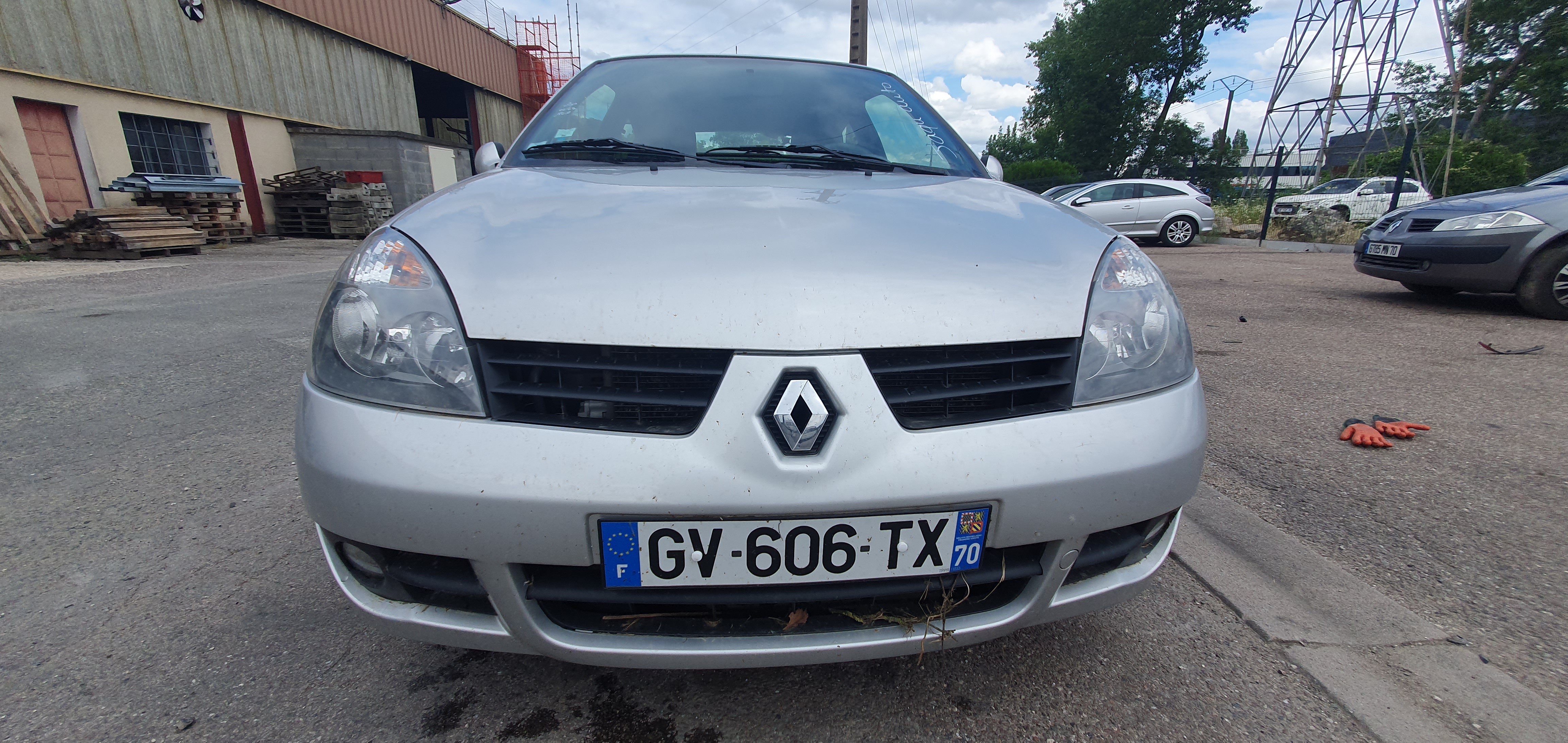 Volant pour RENAULT CLIO 2 CAMPUS PHASE 1 Volant pour RENAULT CLIO 2 CAMPUS PHASE 1