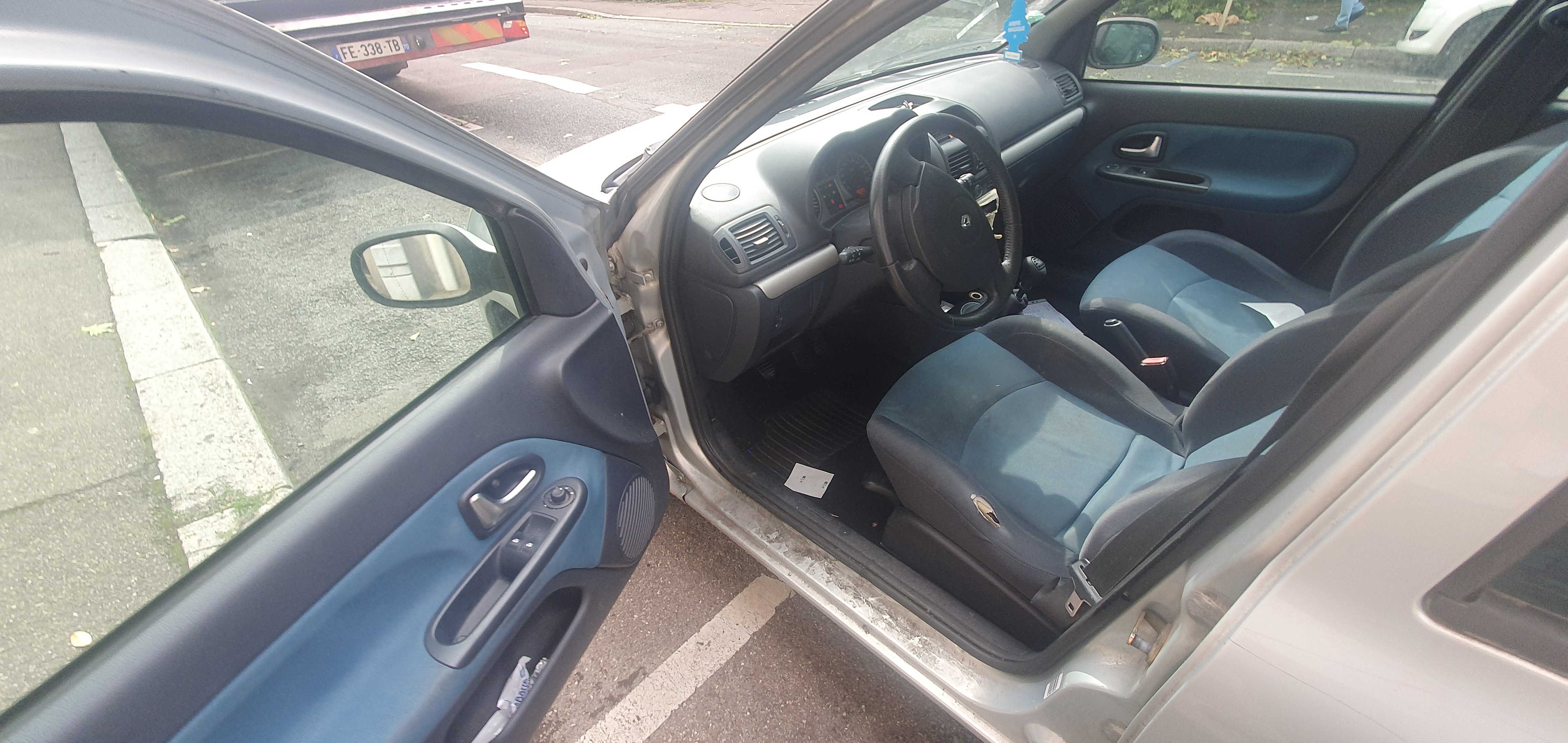 Serrure arriere gauche pour RENAULT CLIO 2 PHASE 2 Serrure arriere gauche pour RENAULT CLIO 2 PHASE 2