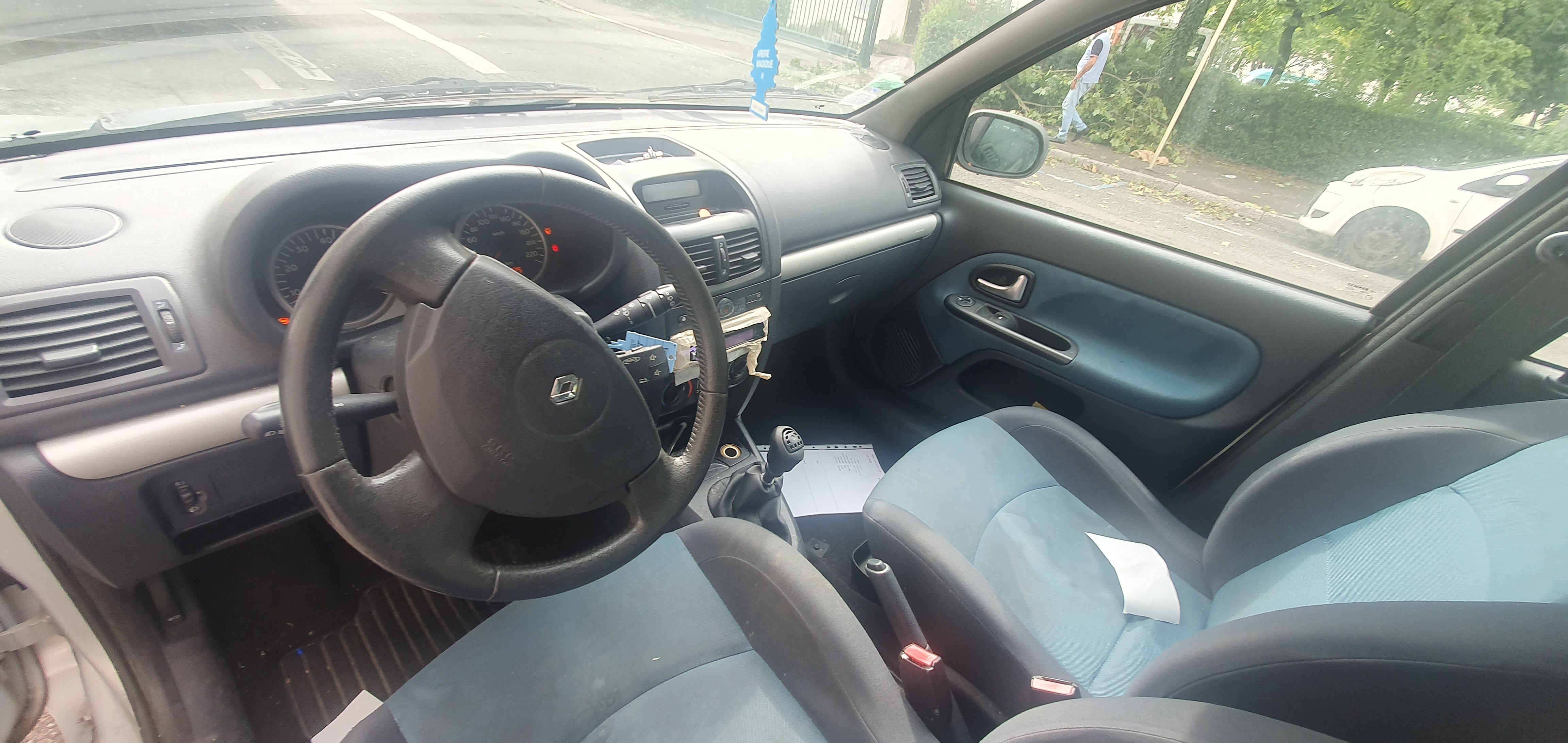 Serrure arriere gauche pour RENAULT CLIO 2 PHASE 2 Serrure arriere gauche pour RENAULT CLIO 2 PHASE 2