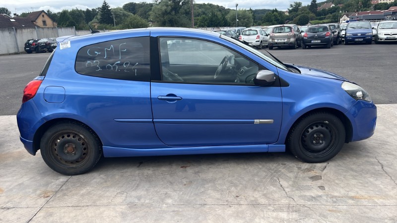 Appui tete avant pour RENAULT CLIO 3 PHASE 2 Appui tete avant pour RENAULT CLIO 3 PHASE 2