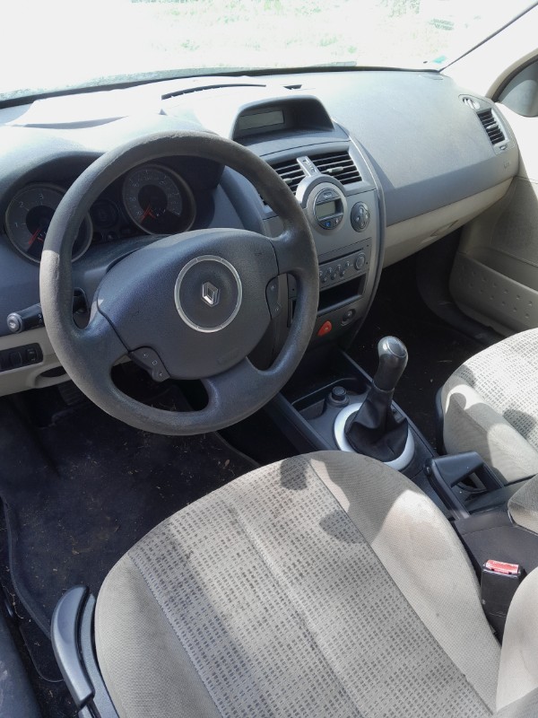 Optique avant principal droit (feux)(phare) pour RENAULT MEGANE 2 PHASE 2 Optique avant principal droit (feux)(phare) pour RENAULT MEGANE 2 PHASE 2