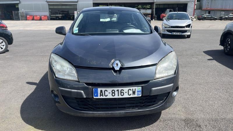 Mot. essuie glace avant pour RENAULT MEGANE 3 PHASE 1 Mot. essuie glace avant pour RENAULT MEGANE 3 PHASE 1