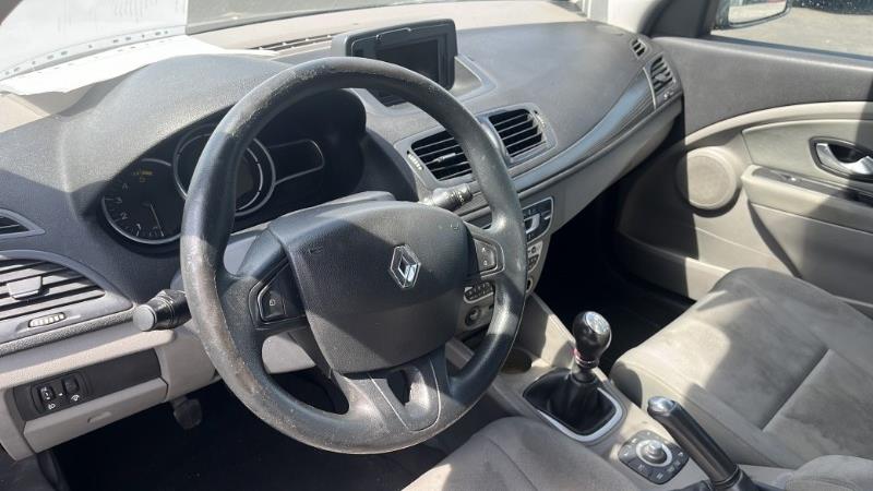 Mot. essuie glace avant pour RENAULT MEGANE 3 PHASE 1 Mot. essuie glace avant pour RENAULT MEGANE 3 PHASE 1
