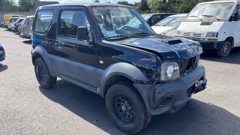 Feu arriere principal droit (feux) pour SUZUKI JIMNY 1 PHASE 3 Feu arriere principal droit (feux) pour SUZUKI JIMNY 1 PHASE 3