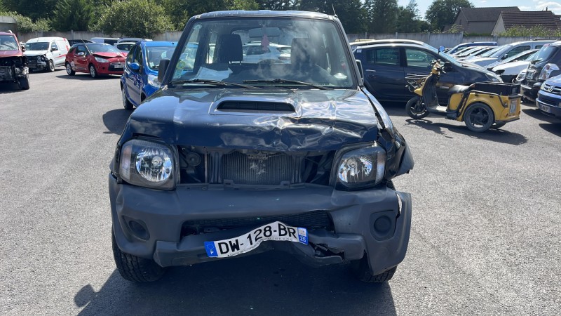 Feu arriere principal droit (feux) pour SUZUKI JIMNY 1 PHASE 3 Feu arriere principal droit (feux) pour SUZUKI JIMNY 1 PHASE 3