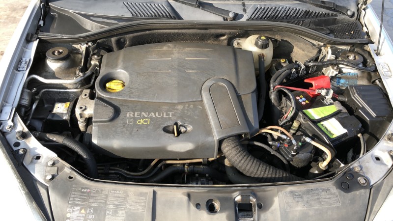 Anti brouillard gauche (feux) pour RENAULT CLIO 2 CAMPUS PHASE 1 Anti brouillard gauche (feux) pour RENAULT CLIO 2 CAMPUS PHASE 1