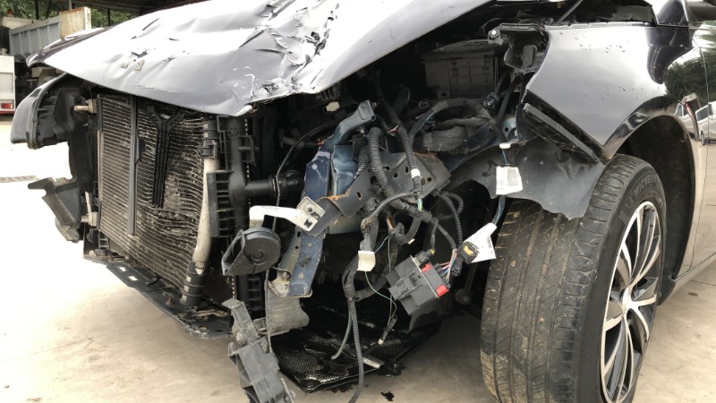 Vitre arriere gauche pour PEUGEOT 308 2 SW PHASE 1 BREAK Vitre arriere gauche pour PEUGEOT 308 2 SW PHASE 1 BREAK