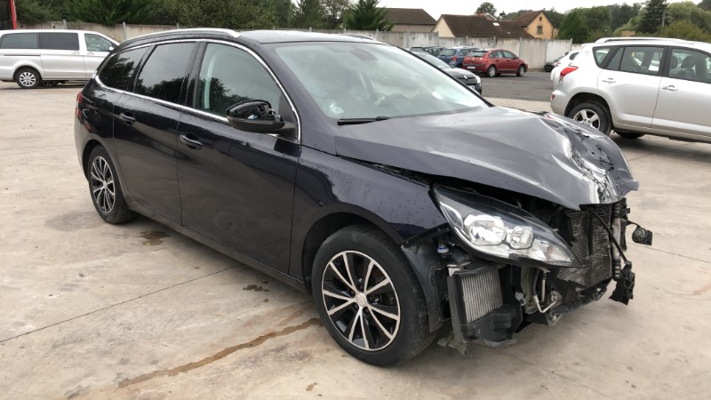 Vitre arriere gauche pour PEUGEOT 308 2 SW PHASE 1 BREAK Vitre arriere gauche pour PEUGEOT 308 2 SW PHASE 1 BREAK
