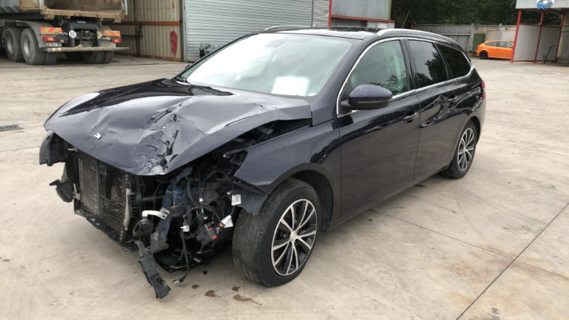 Vitre arriere gauche pour PEUGEOT 308 2 SW PHASE 1 BREAK Vitre arriere gauche pour PEUGEOT 308 2 SW PHASE 1 BREAK