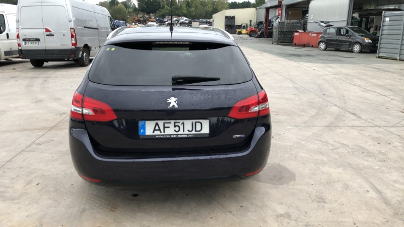 Vitre arriere gauche pour PEUGEOT 308 2 SW PHASE 1 BREAK Vitre arriere gauche pour PEUGEOT 308 2 SW PHASE 1 BREAK