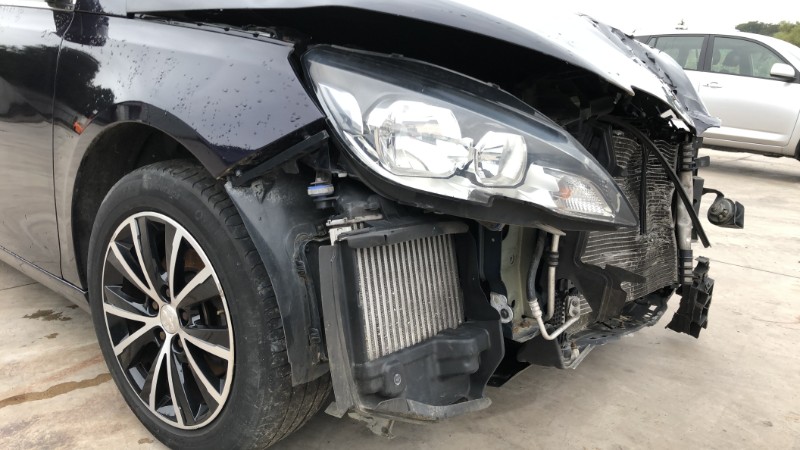 Vitre arriere gauche pour PEUGEOT 308 2 SW PHASE 1 BREAK Vitre arriere gauche pour PEUGEOT 308 2 SW PHASE 1 BREAK