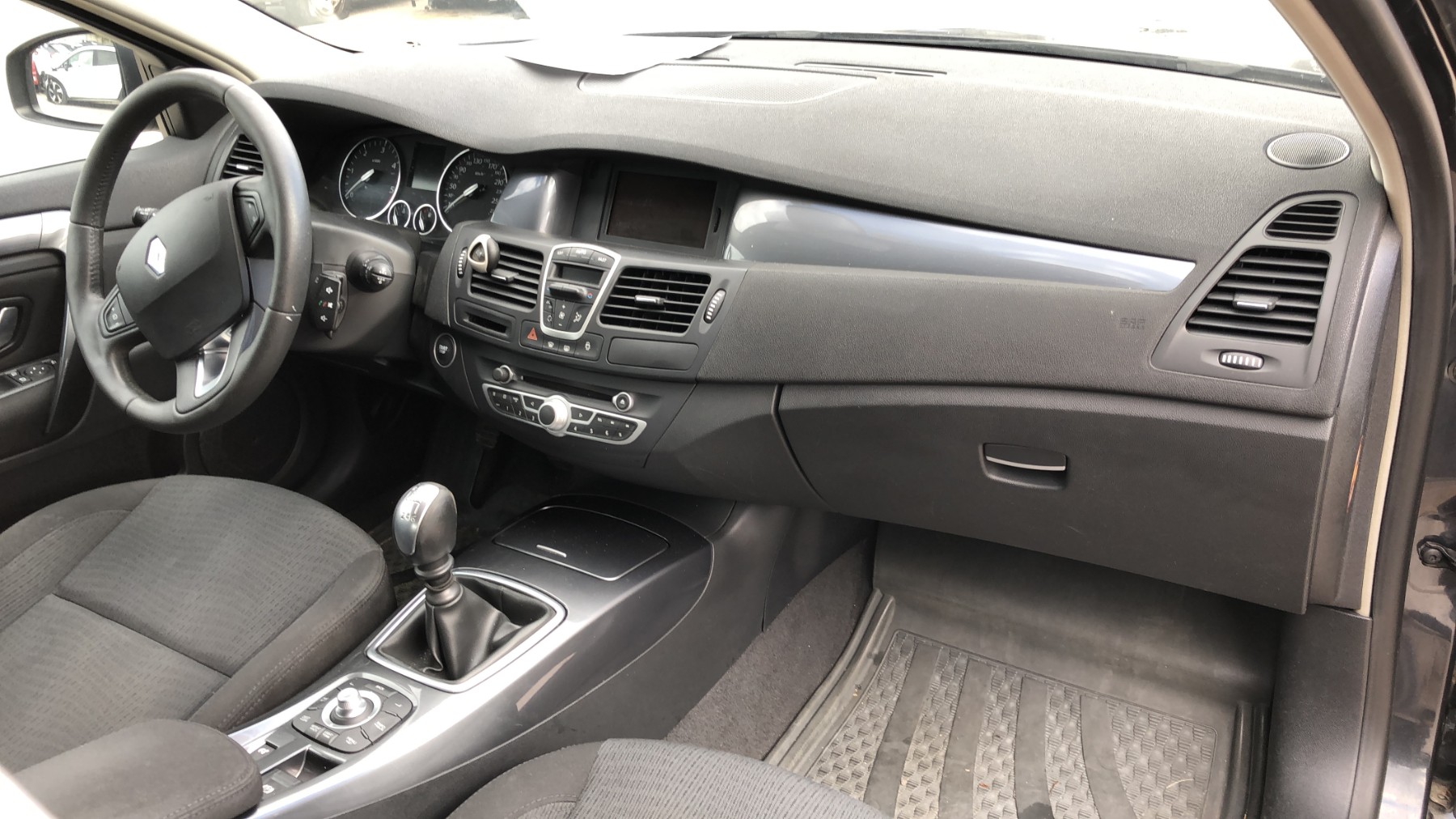 Pivot de moyeu avant droit pour RENAULT LAGUNA 3 PHASE 1 Pivot de moyeu avant droit pour RENAULT LAGUNA 3 PHASE 1