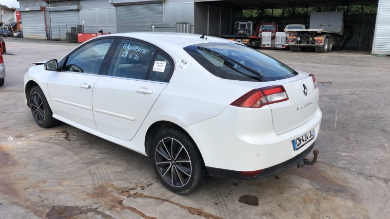 Ecran GPS pour RENAULT LAGUNA 3 PHASE 2 Ecran GPS pour RENAULT LAGUNA 3 PHASE 2