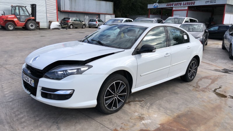 Ecran GPS pour RENAULT LAGUNA 3 PHASE 2 Ecran GPS pour RENAULT LAGUNA 3 PHASE 2