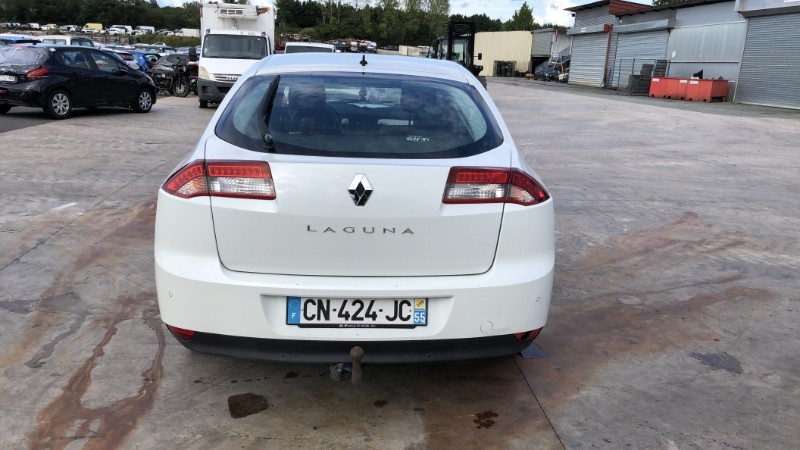 Ecran GPS pour RENAULT LAGUNA 3 PHASE 2 Ecran GPS pour RENAULT LAGUNA 3 PHASE 2
