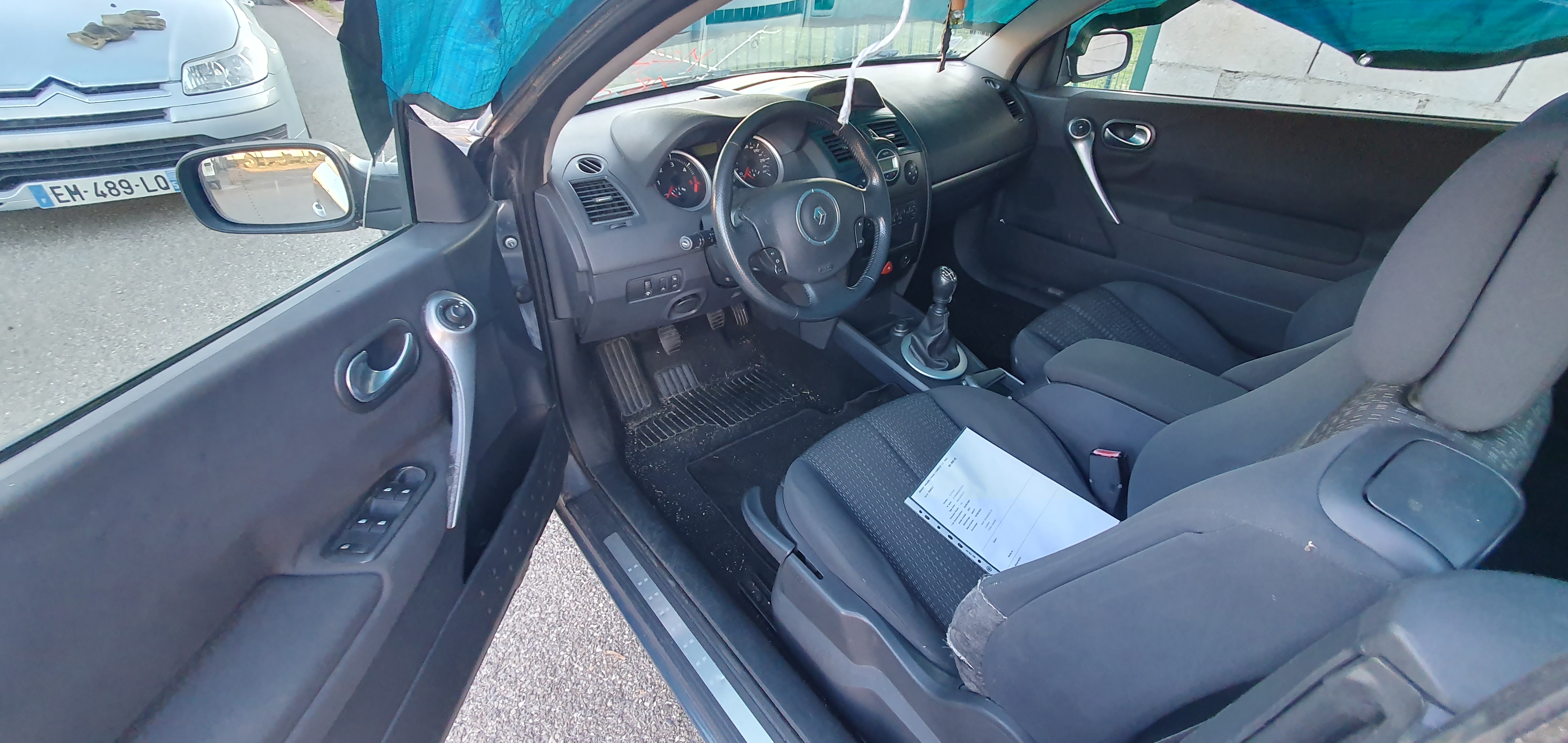 Aile avant droit pour RENAULT MEGANE 2 PHASE 2 CABRIOLET Aile avant droit pour RENAULT MEGANE 2 PHASE 2 CABRIOLET