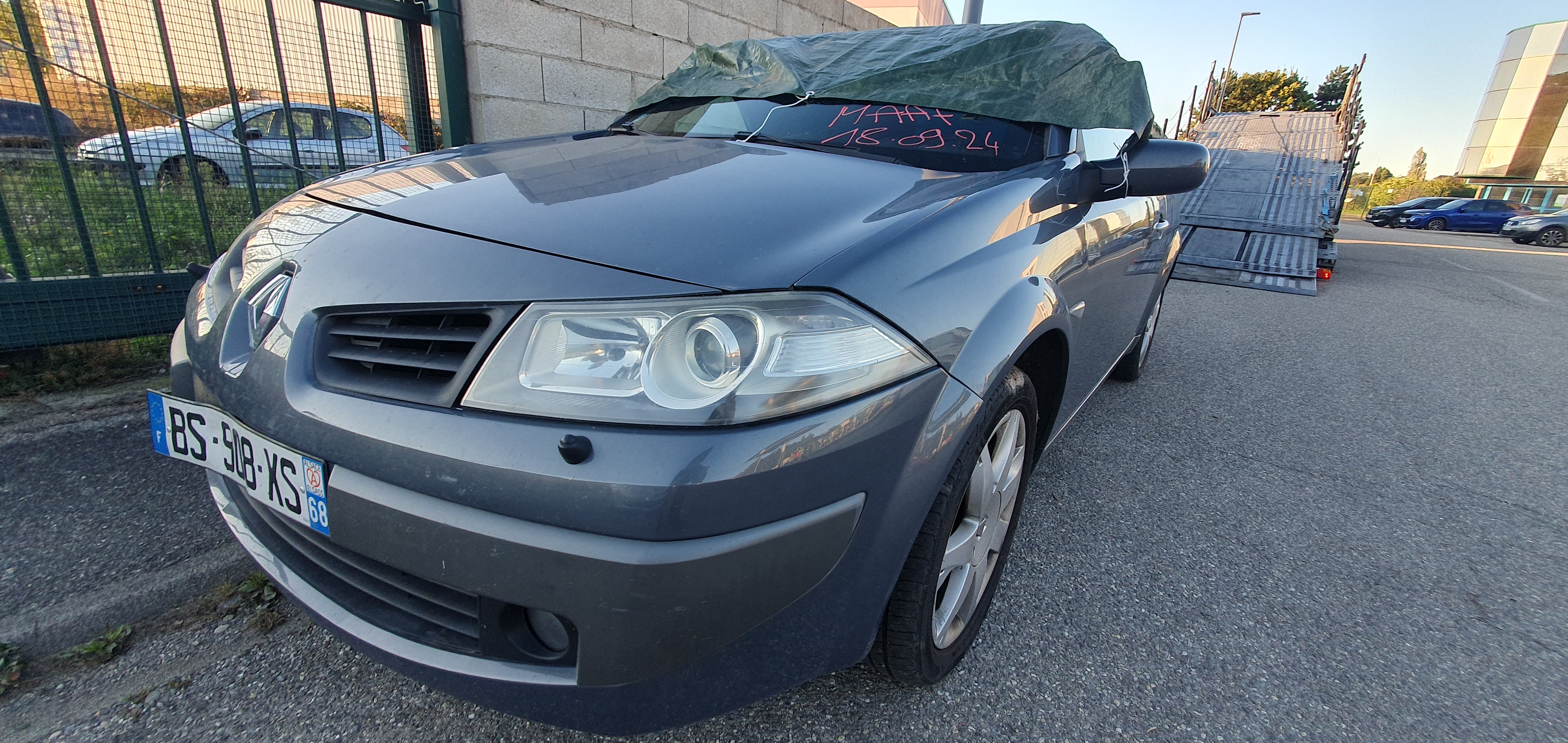 Aile avant droit pour RENAULT MEGANE 2 PHASE 2 CABRIOLET Aile avant droit pour RENAULT MEGANE 2 PHASE 2 CABRIOLET