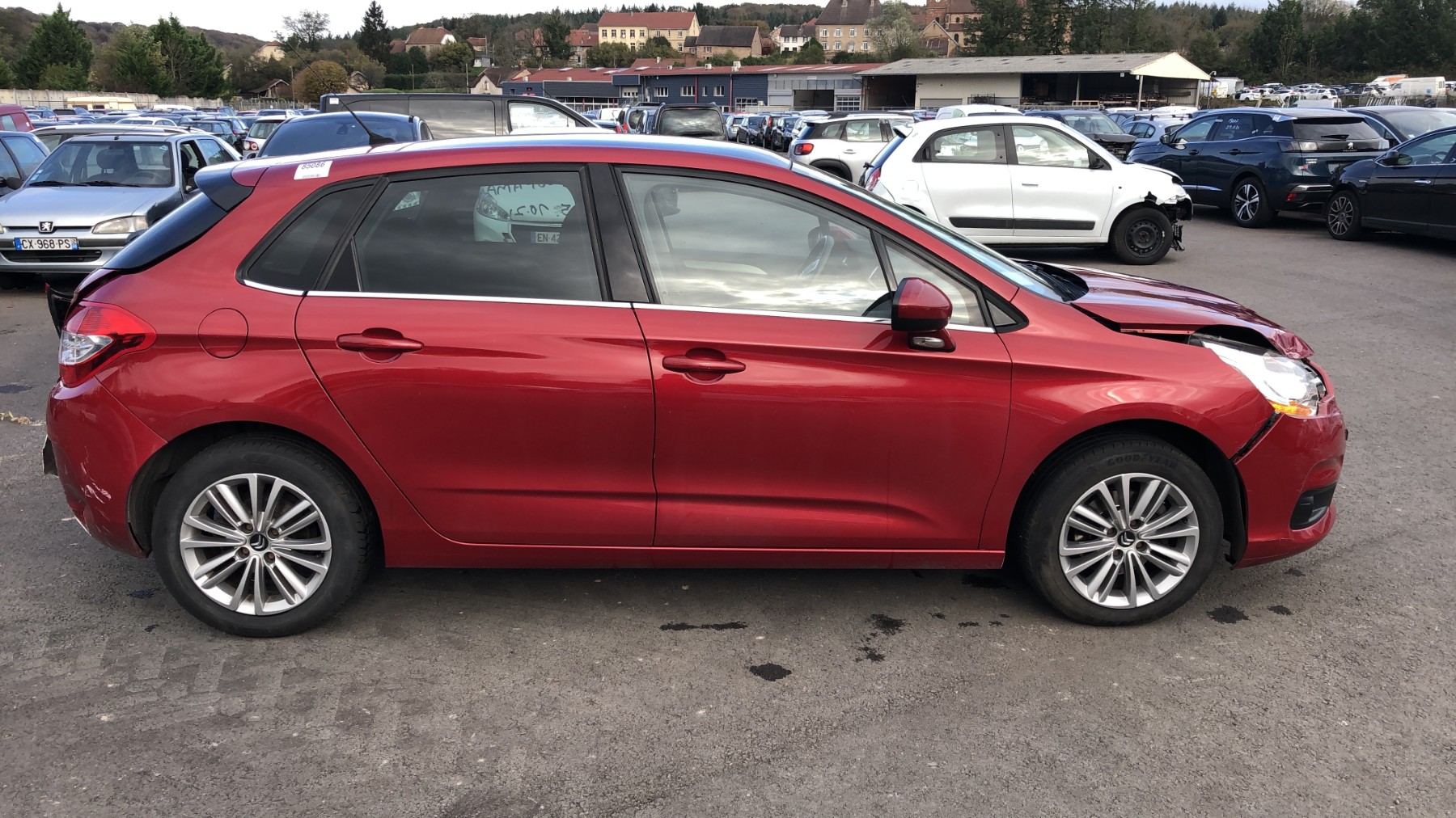 Pare boue avant gauche pour CITROEN C4 2 PHASE 1 Pare boue avant gauche pour CITROEN C4 2 PHASE 1