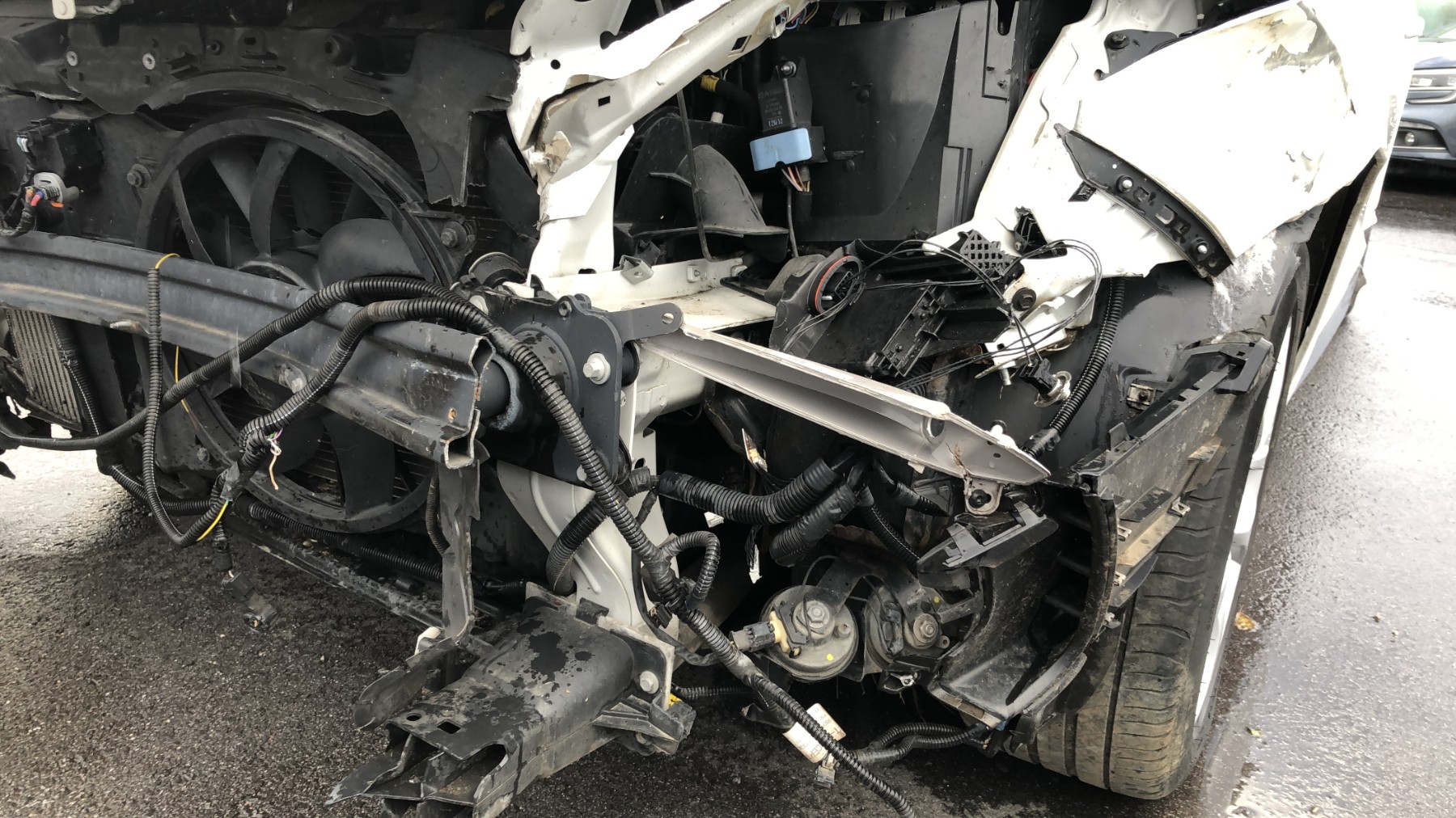 Porte avant droit pour CITROEN DS5 PHASE 1 Porte avant droit pour CITROEN DS5 PHASE 1