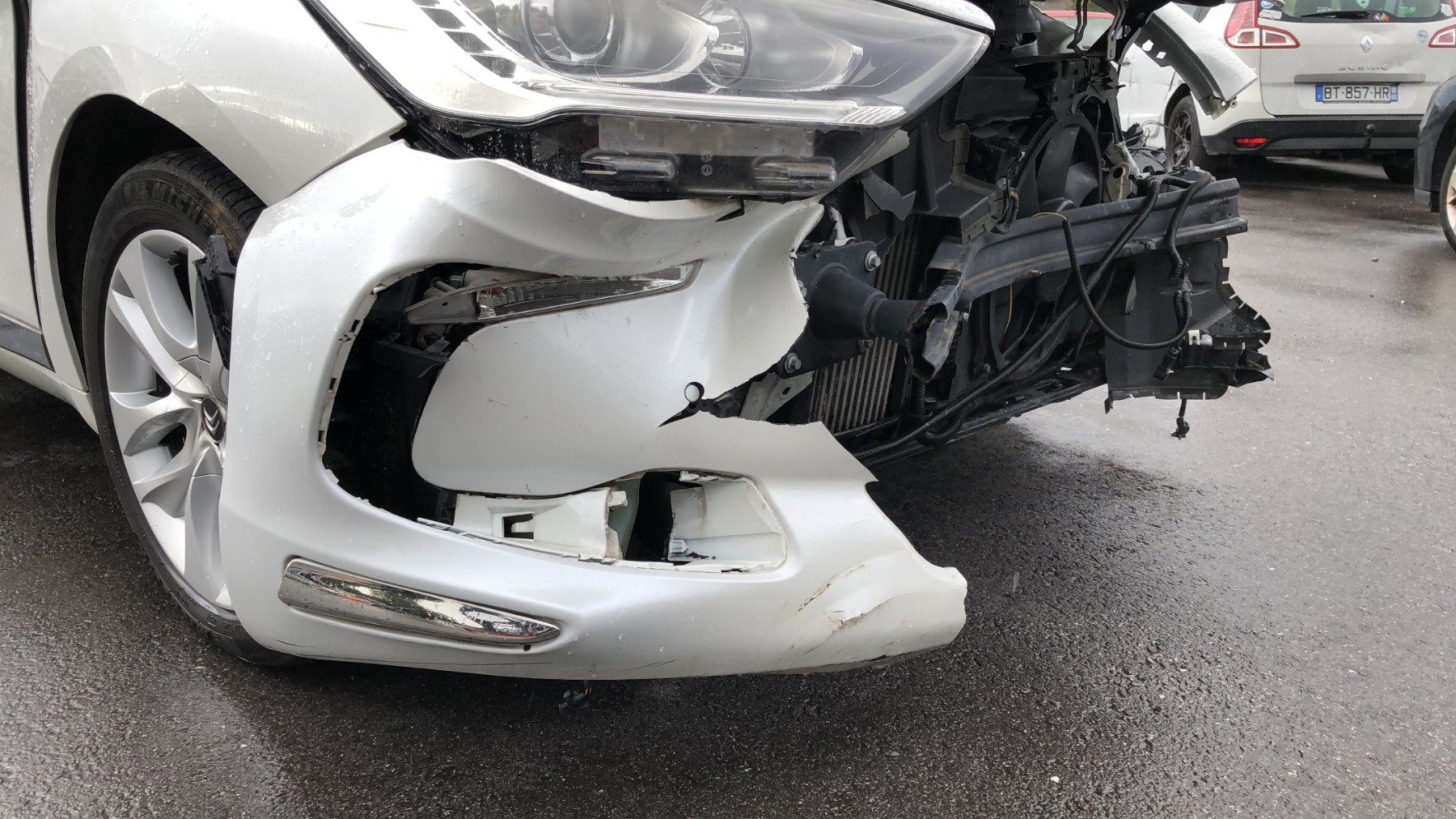 Porte avant droit pour CITROEN DS5 PHASE 1 Porte avant droit pour CITROEN DS5 PHASE 1