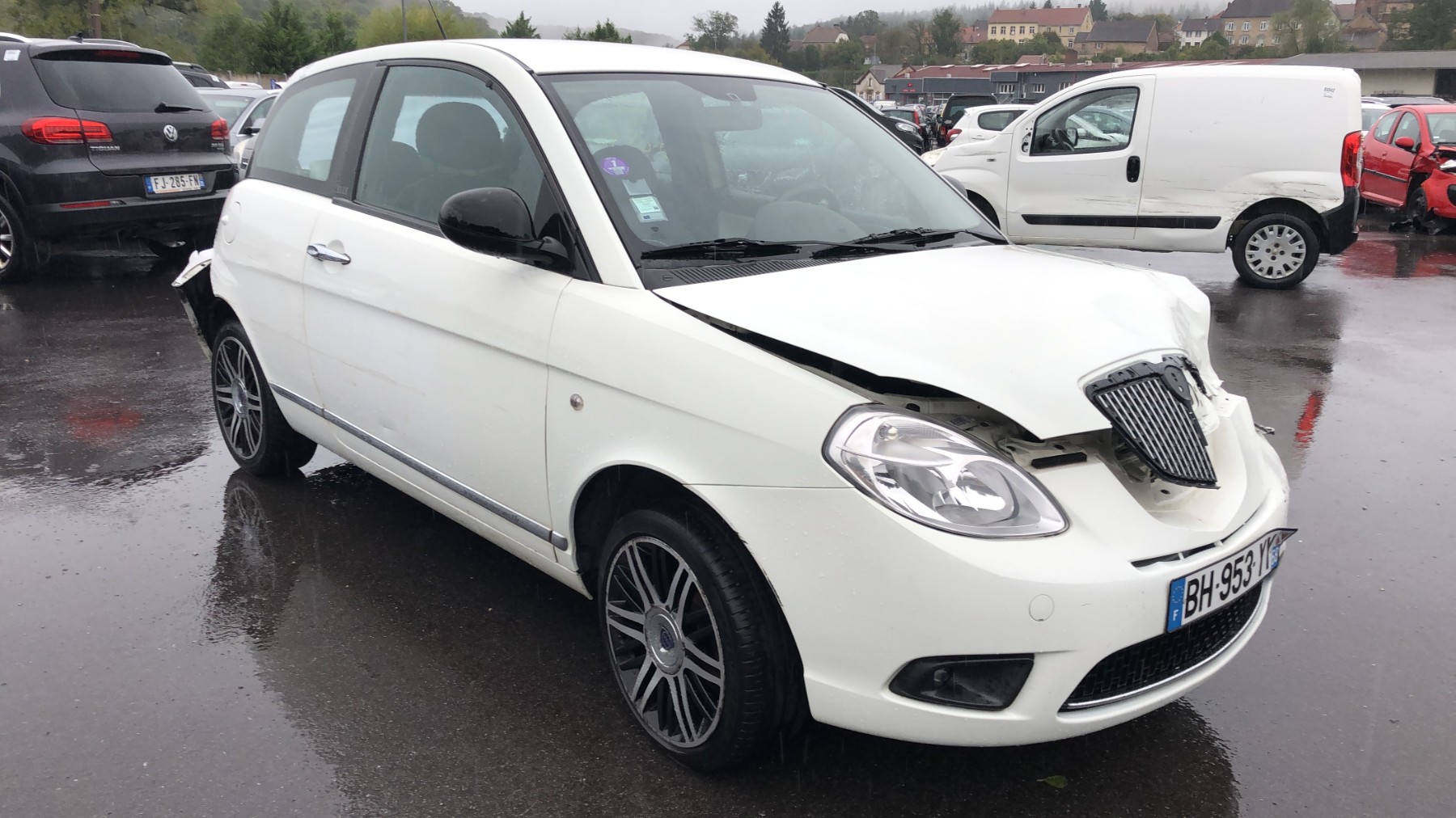 Pivot de moyeu avant gauche pour LANCIA YPSILON 4 PHASE 2 Pivot de moyeu avant gauche pour LANCIA YPSILON 4 PHASE 2