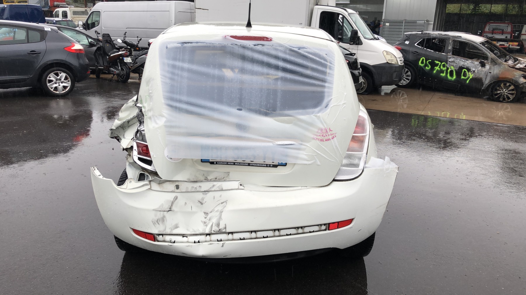 Pivot de moyeu avant gauche pour LANCIA YPSILON 4 PHASE 2 Pivot de moyeu avant gauche pour LANCIA YPSILON 4 PHASE 2