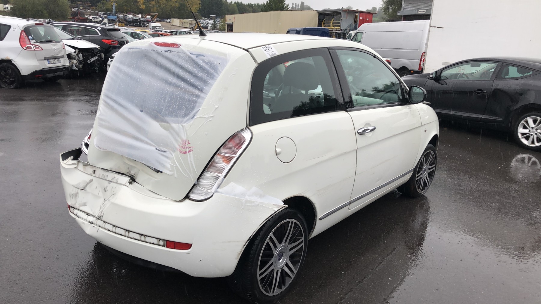 Pivot de moyeu avant gauche pour LANCIA YPSILON 4 PHASE 2 Pivot de moyeu avant gauche pour LANCIA YPSILON 4 PHASE 2