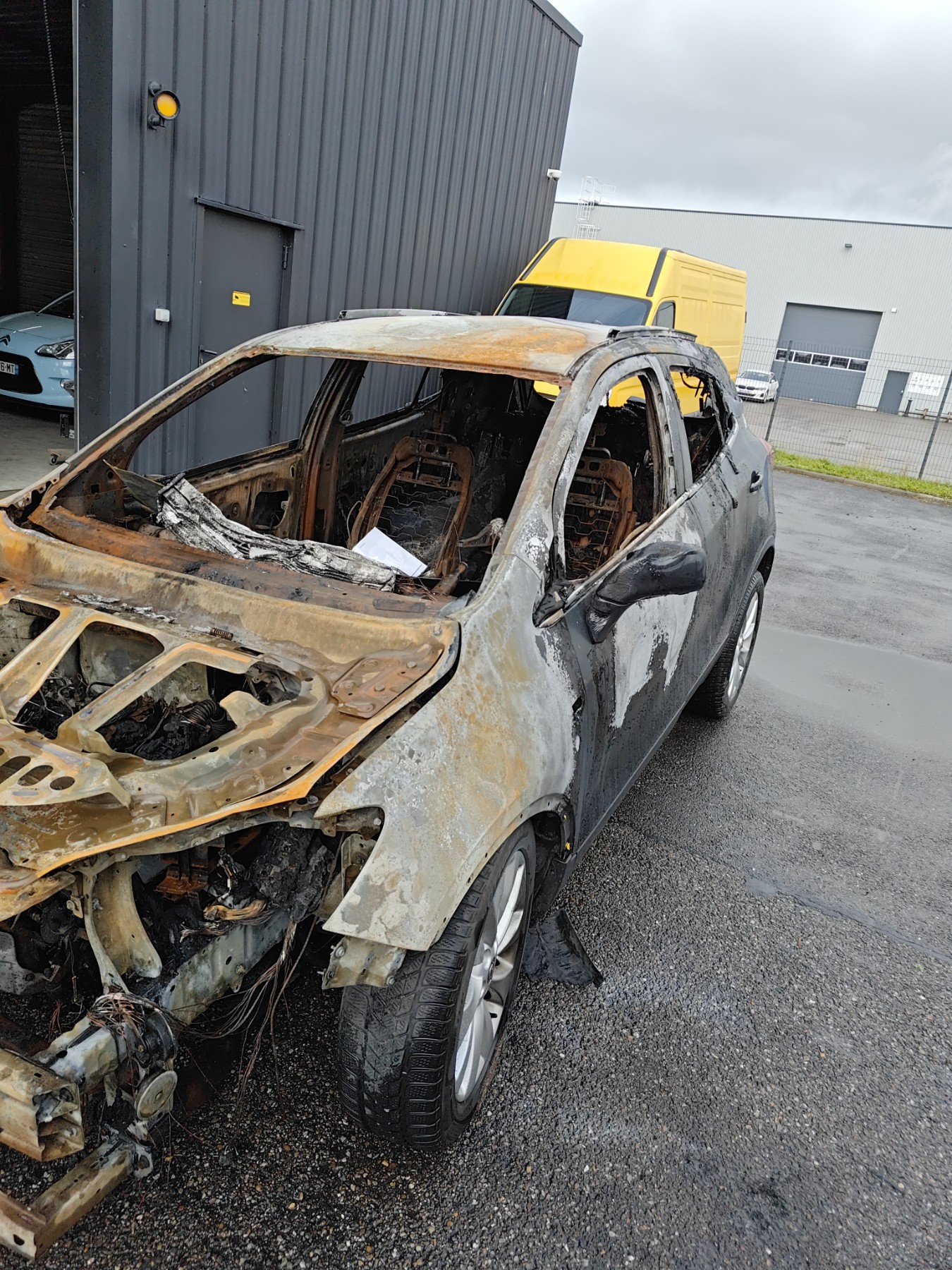Extension d'aile arriere droit pour OPEL MOKKA 1 PHASE 1 Extension d'aile arriere droit pour OPEL MOKKA 1 PHASE 1