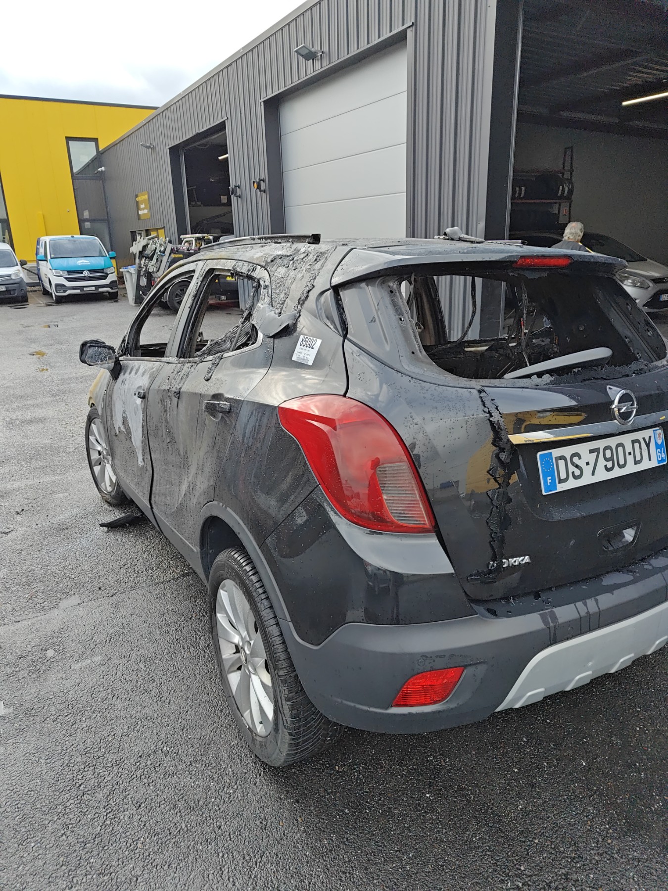 Extension d'aile arriere droit pour OPEL MOKKA 1 PHASE 1 Extension d'aile arriere droit pour OPEL MOKKA 1 PHASE 1
