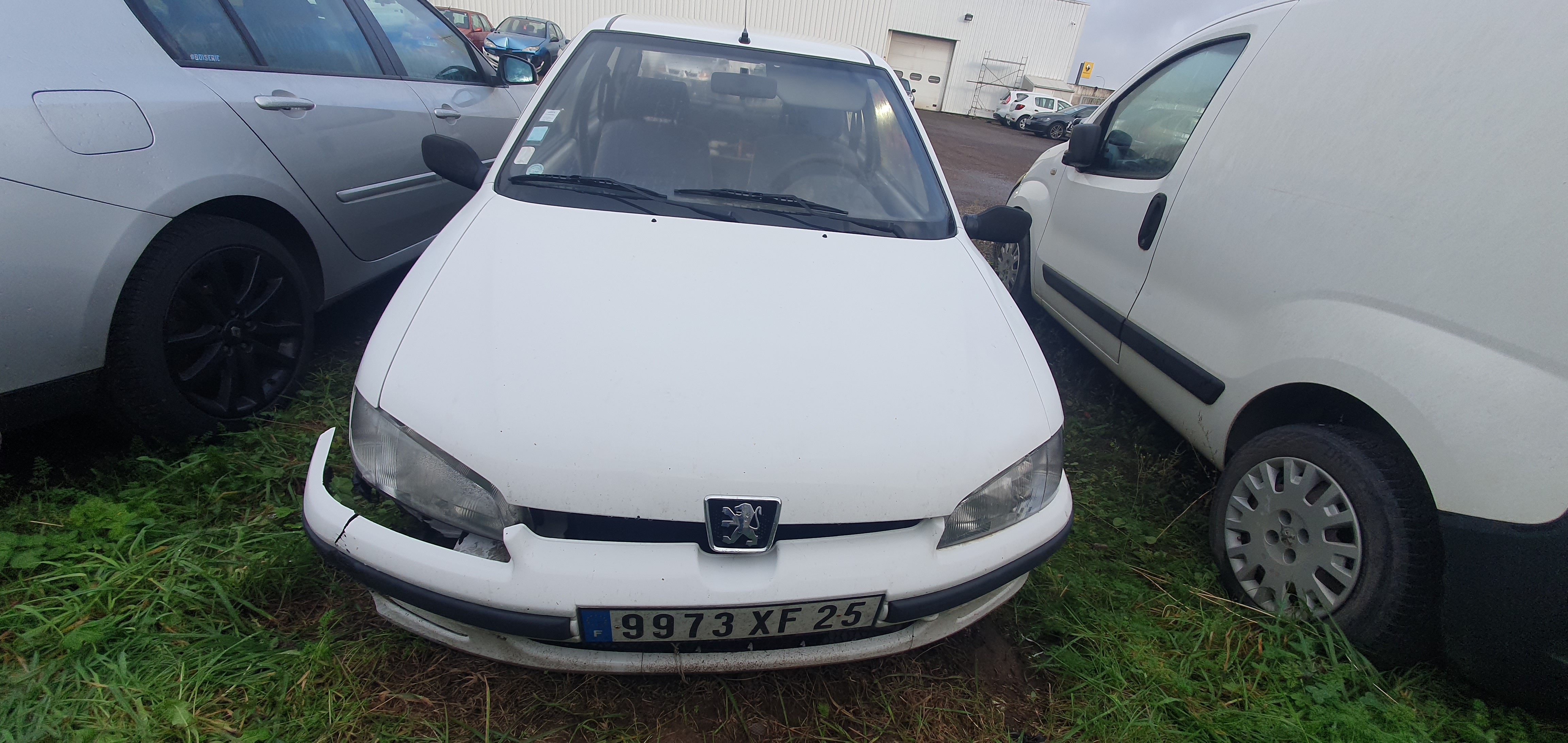 Armature avant, Masque avant pour PEUGEOT 106 PHASE 2 Armature avant, Masque avant pour PEUGEOT 106 PHASE 2