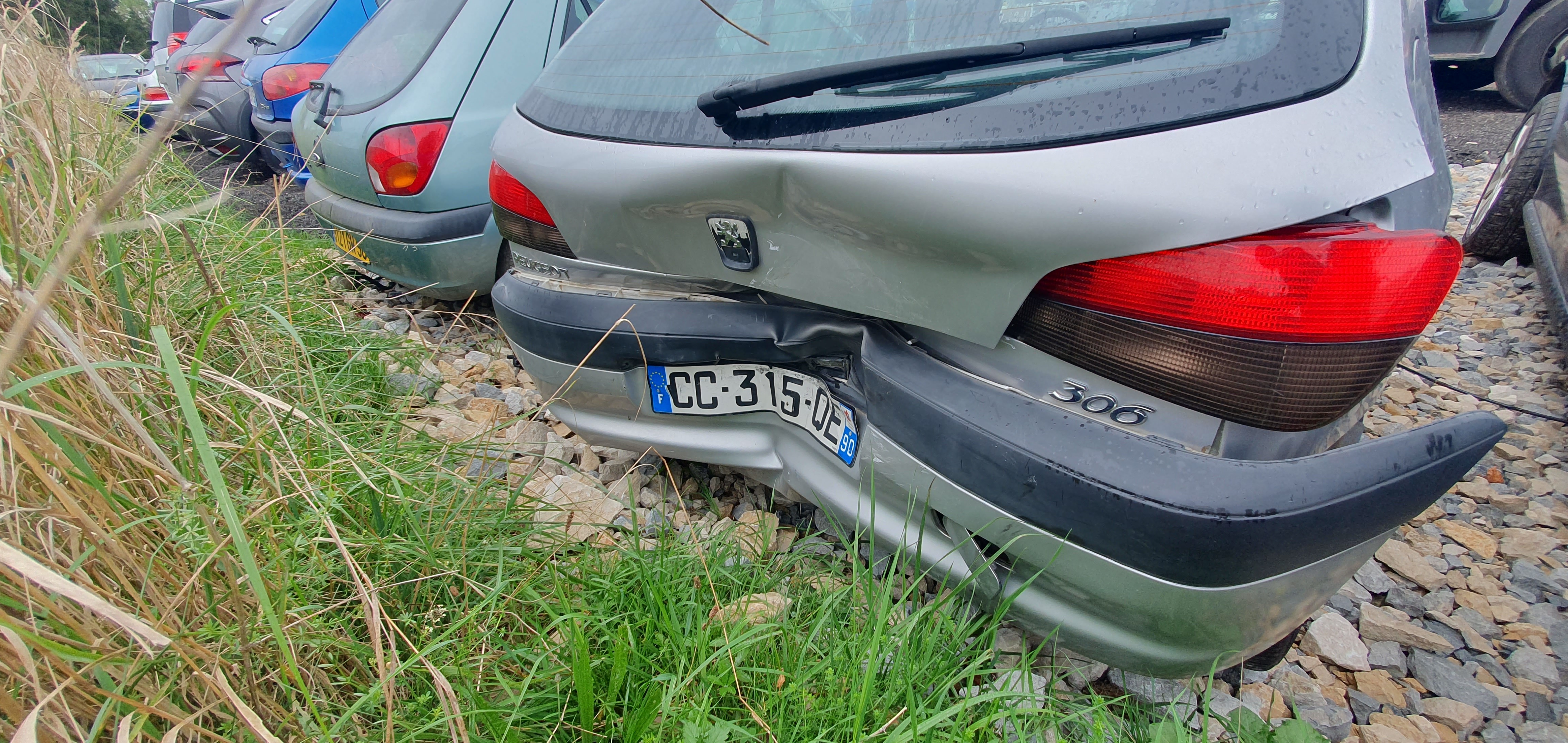 Optique avant principal droit (feux)(phare) pour PEUGEOT 306 PHASE 2 Optique avant principal droit (feux)(phare) pour PEUGEOT 306 PHASE 2
