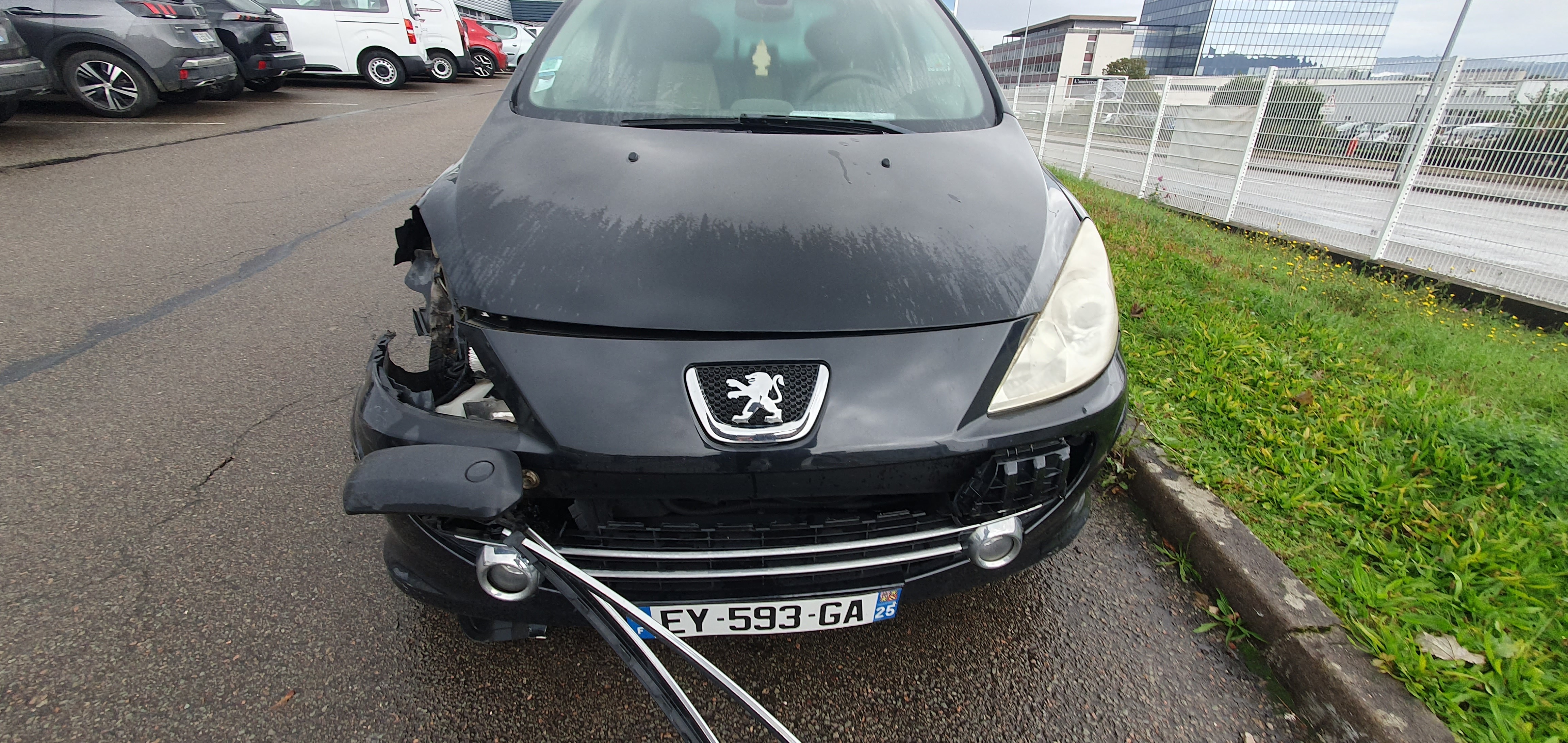Appui tete avant pour PEUGEOT 307 PHASE 1 BREAK Appui tete avant pour PEUGEOT 307 PHASE 1 BREAK