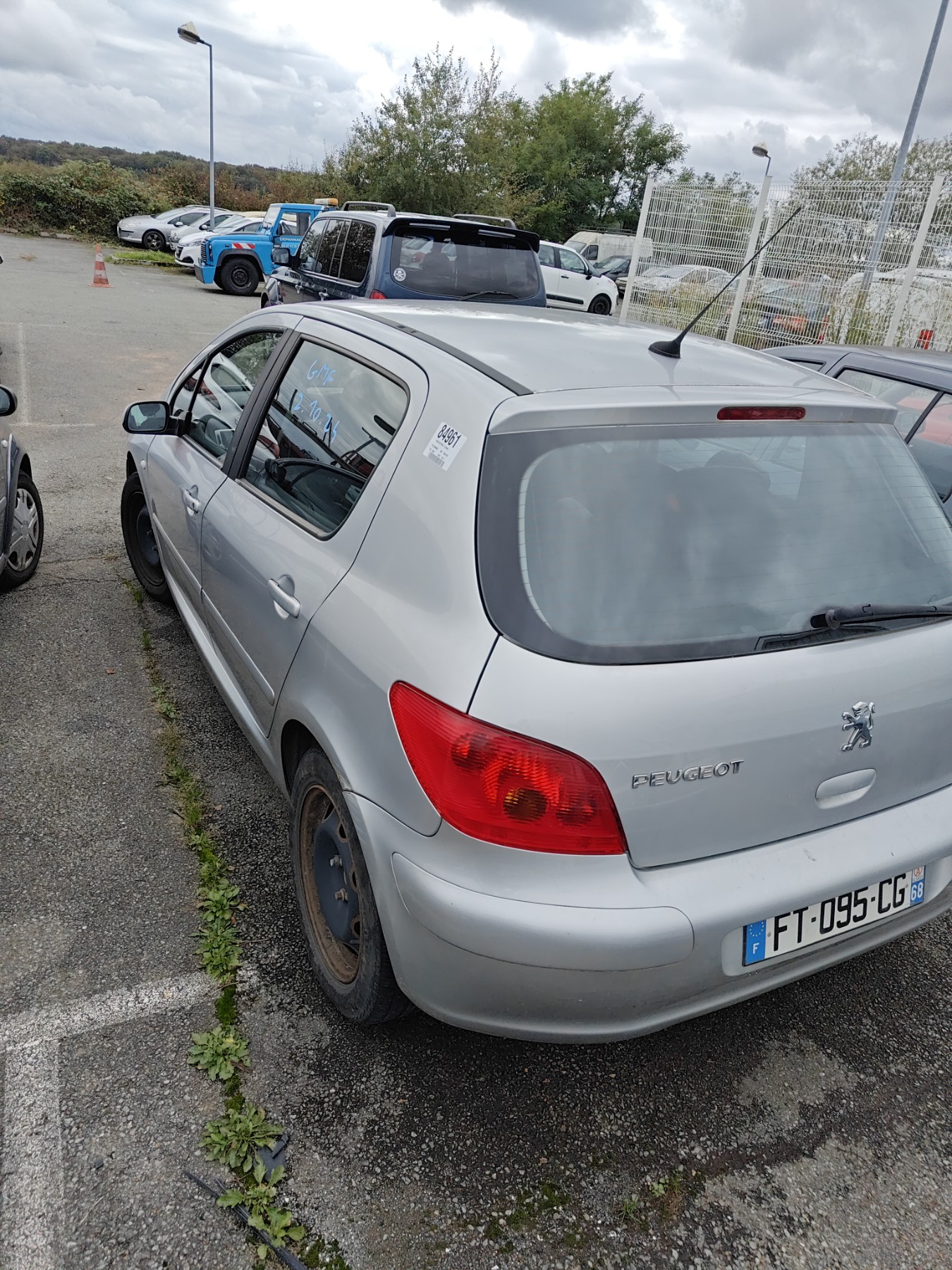Renfort pare choc avant (traverse) pour PEUGEOT 307 PHASE 1 Renfort pare choc avant (traverse) pour PEUGEOT 307 PHASE 1