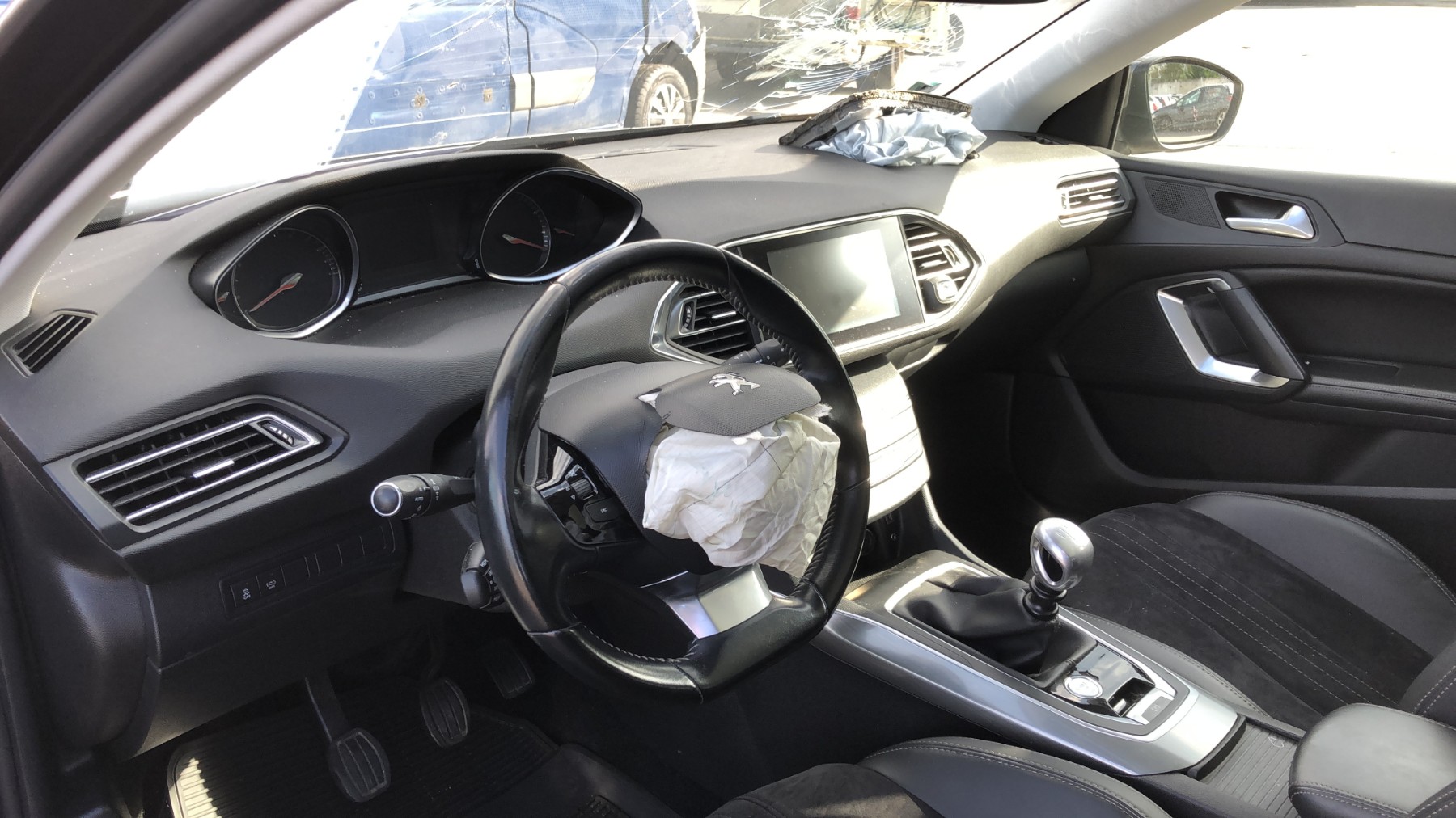 Volant pour PEUGEOT 308 2 PHASE 1 Volant pour PEUGEOT 308 2 PHASE 1