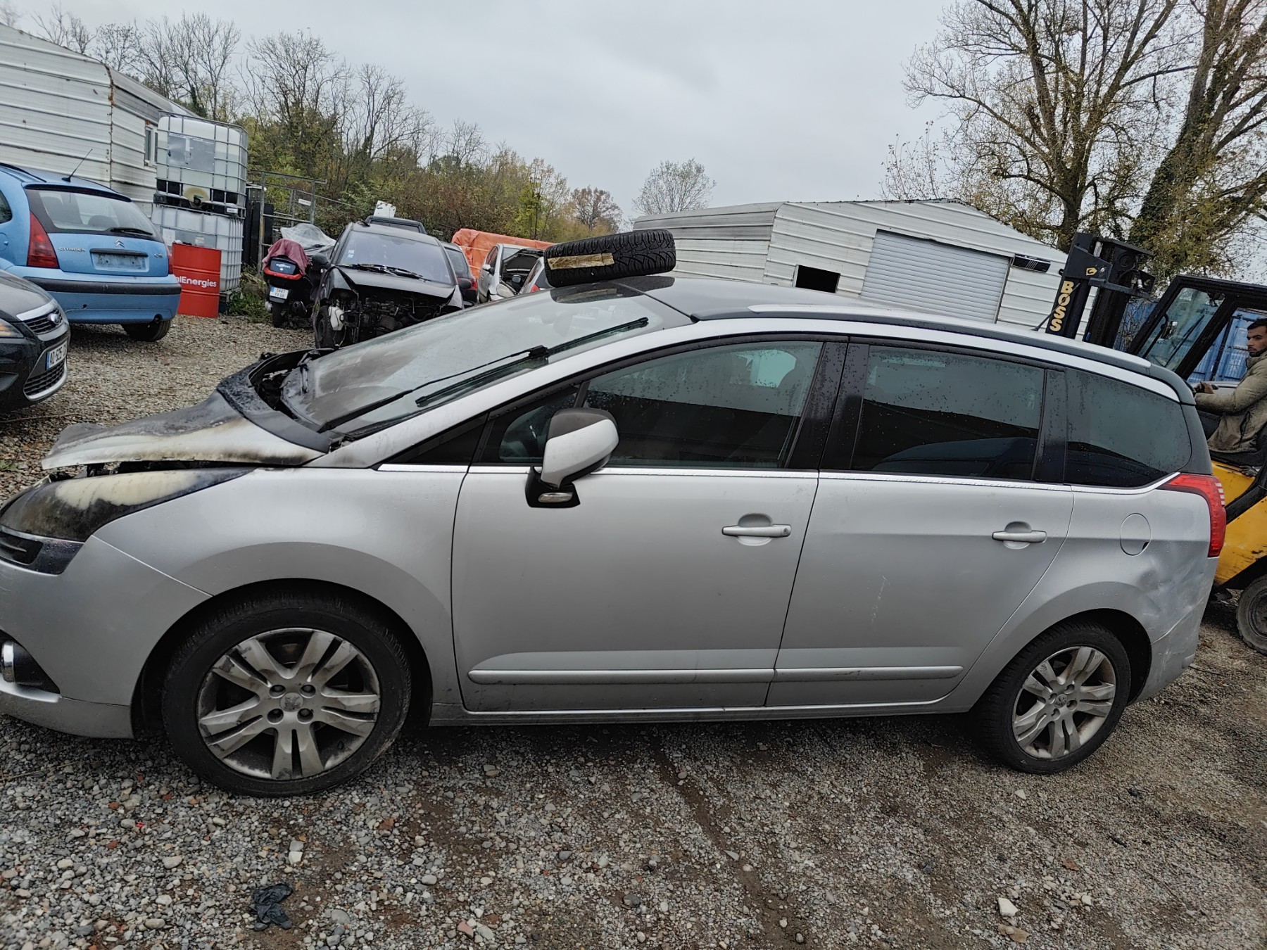 Ceinture arriere gauche pour PEUGEOT 5008 1 PHASE 1 Ceinture arriere gauche pour PEUGEOT 5008 1 PHASE 1