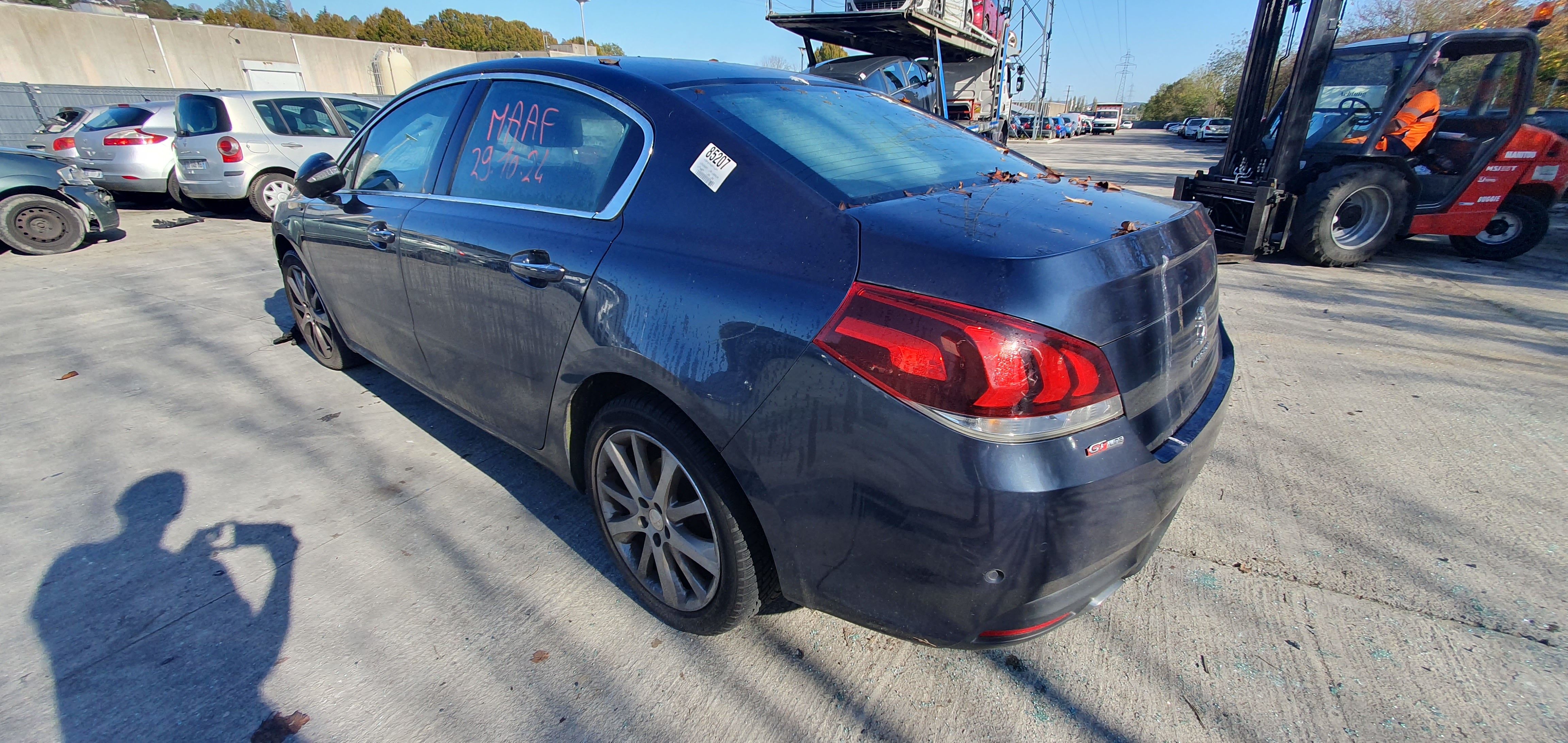Appui tete avant pour PEUGEOT 508 1 PHASE 2 Appui tete avant pour PEUGEOT 508 1 PHASE 2
