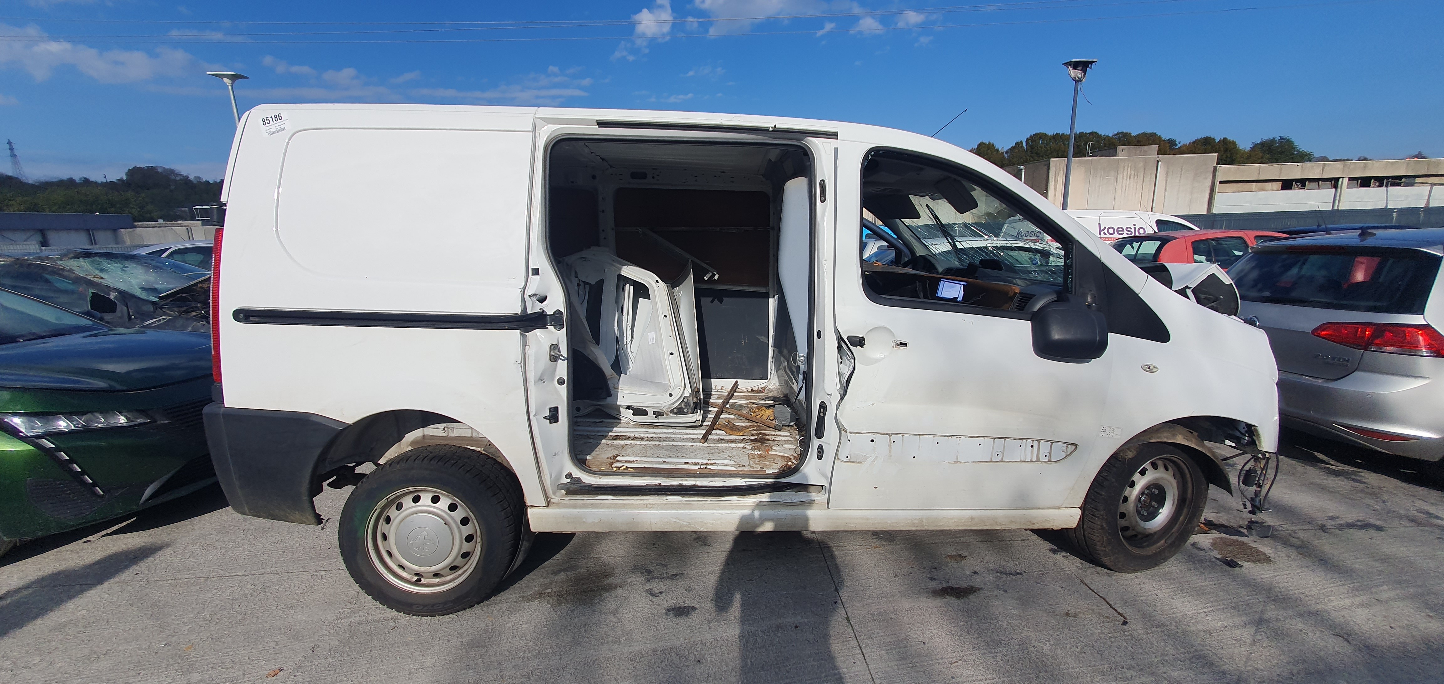 Pivot de moyeu avant droit pour PEUGEOT EXPERT 2 Pivot de moyeu avant droit pour PEUGEOT EXPERT 2