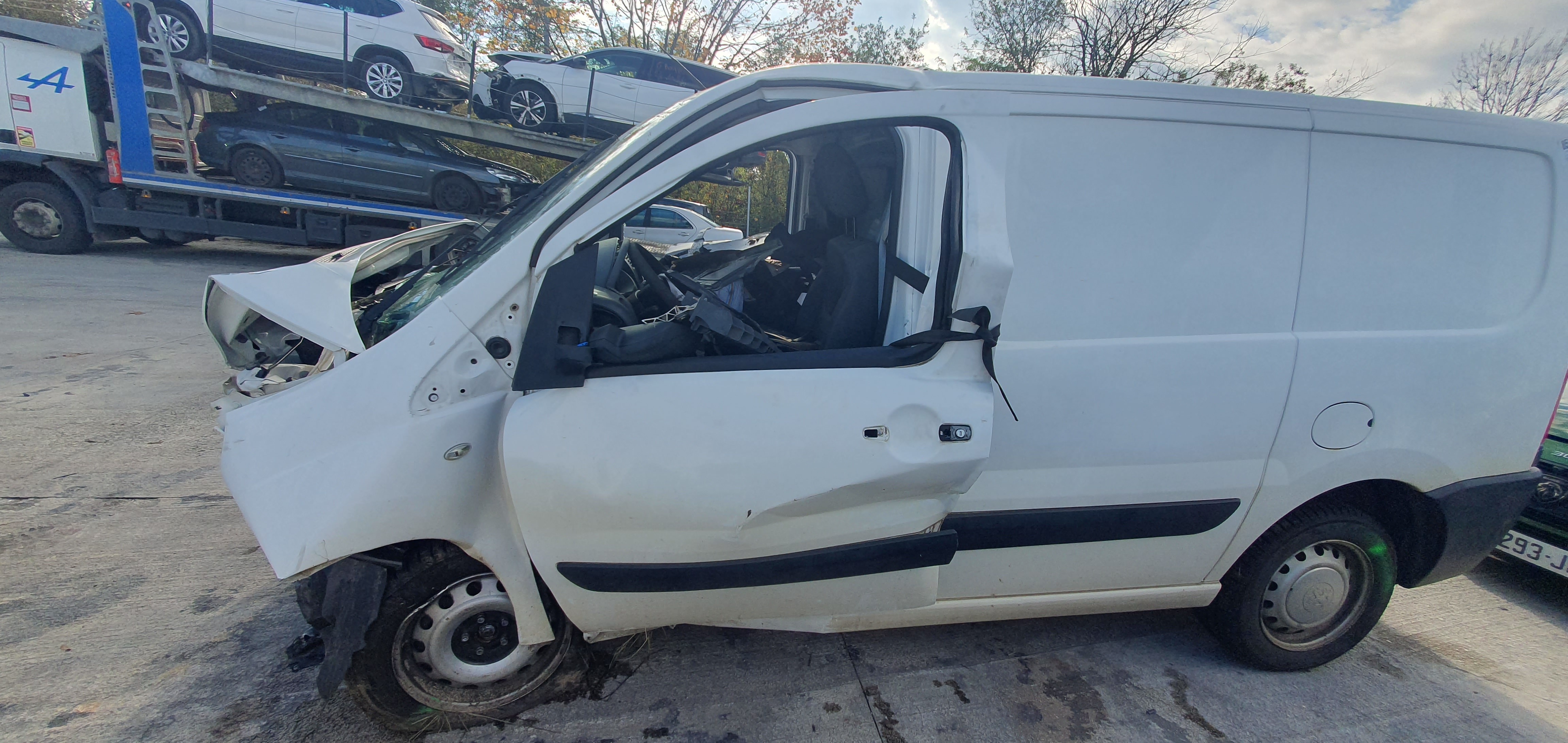 Pivot de moyeu avant droit pour PEUGEOT EXPERT 2 Pivot de moyeu avant droit pour PEUGEOT EXPERT 2