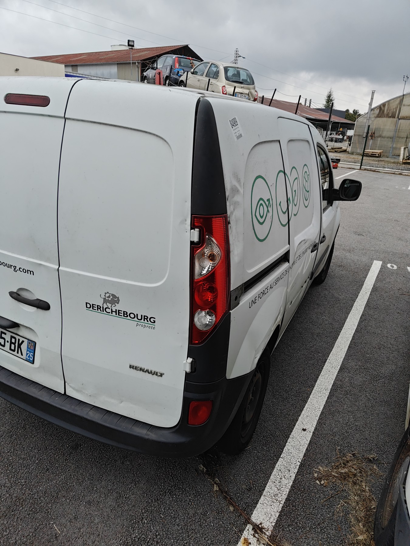 Serrure avant droit pour RENAULT KANGOO 2 PHASE 1 Serrure avant droit pour RENAULT KANGOO 2 PHASE 1