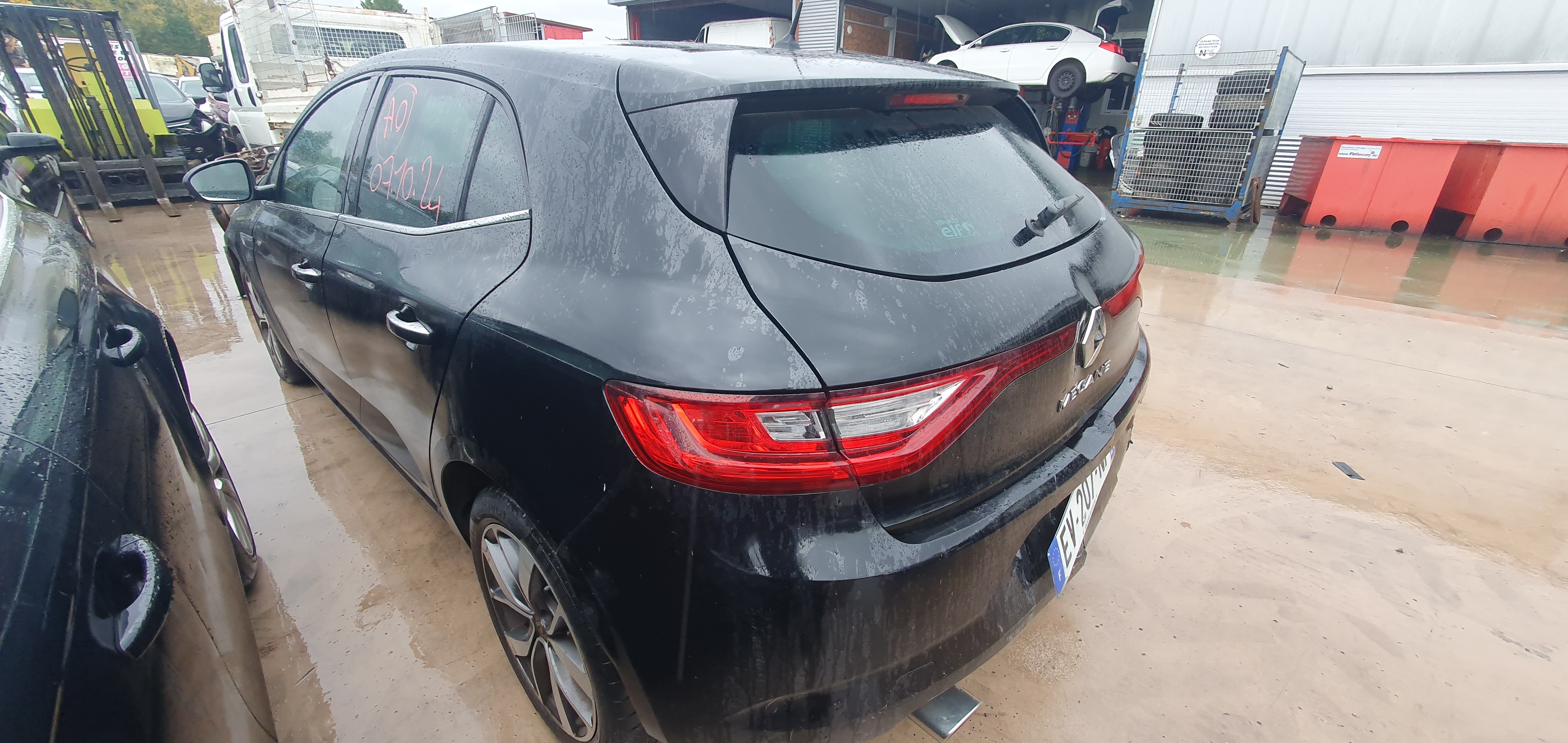 Com (Bloc Contacteur Tournant+Commodo Essuie Glace+Commodo Phare) pour RENAULT MEGANE 4 PHASE 1 Com (Bloc Contacteur Tournant+Commodo Essuie Glace+Commodo Phare) pour RENAULT MEGANE 4 PHASE 1