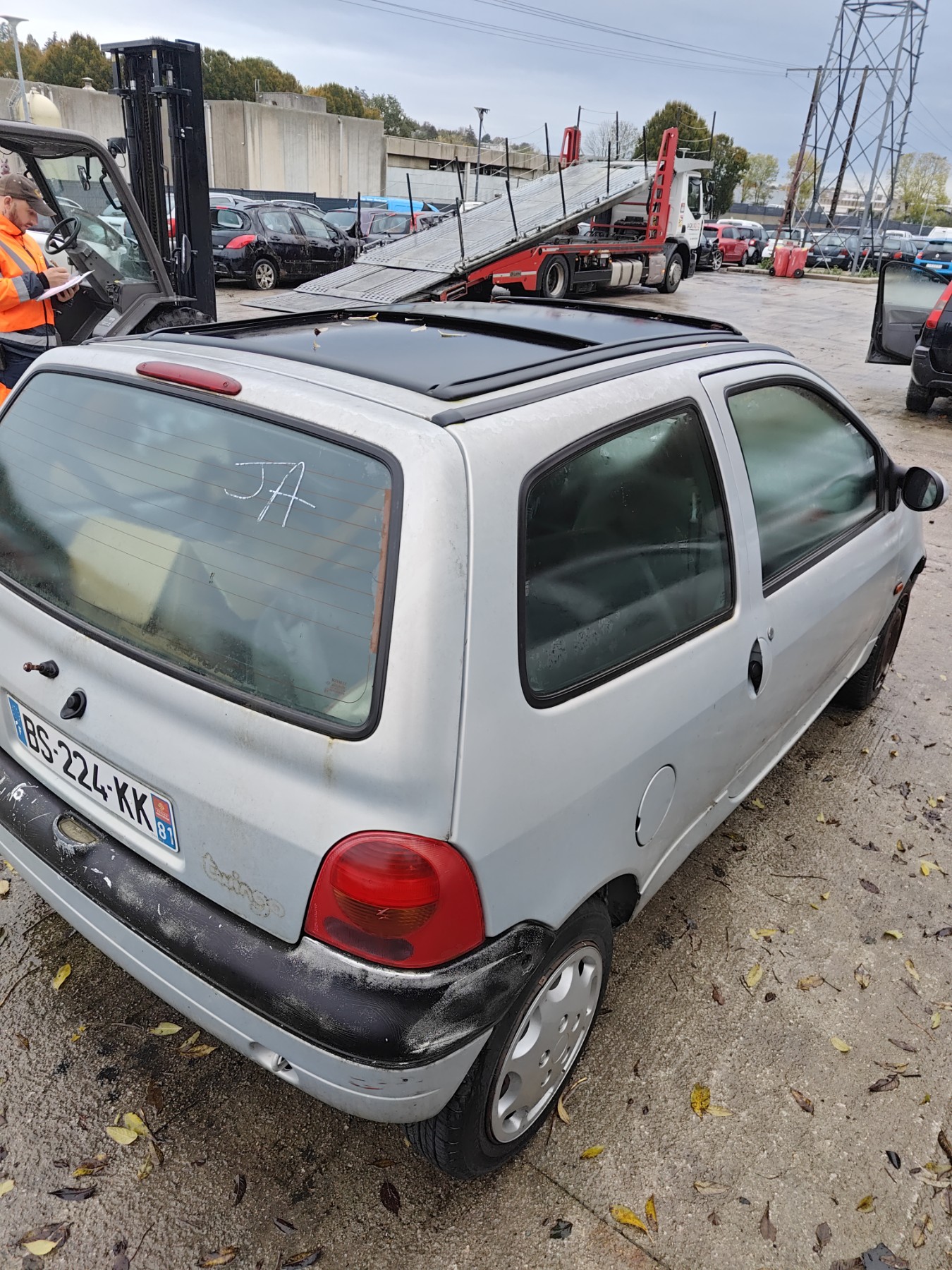 Platine feu arriere droit pour RENAULT TWINGO 1 PHASE 3 Platine feu arriere droit pour RENAULT TWINGO 1 PHASE 3
