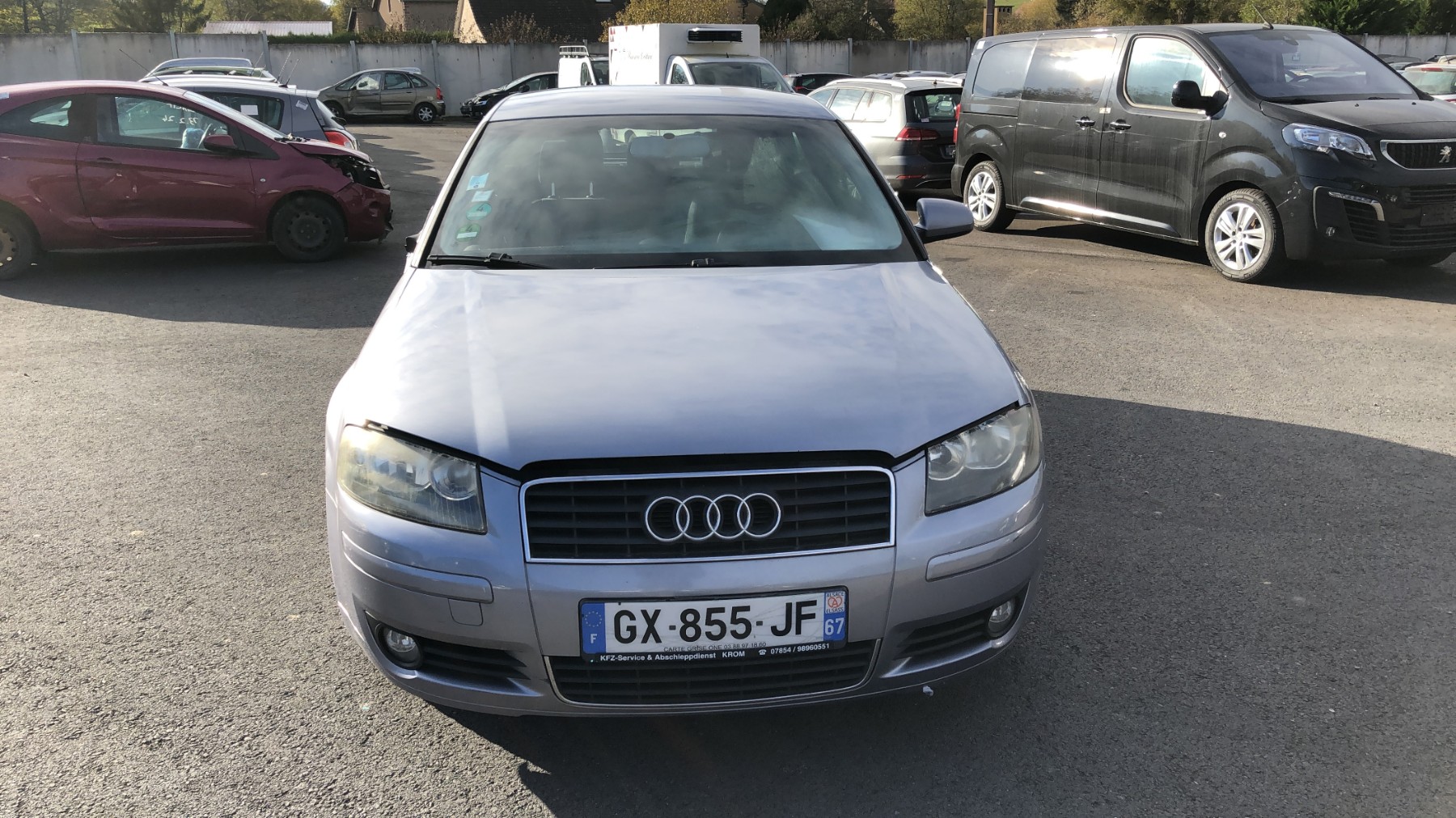 Renfort pare choc avant (traverse) pour AUDI A3 2 PHASE 1 Renfort pare choc avant (traverse) pour AUDI A3 2 PHASE 1