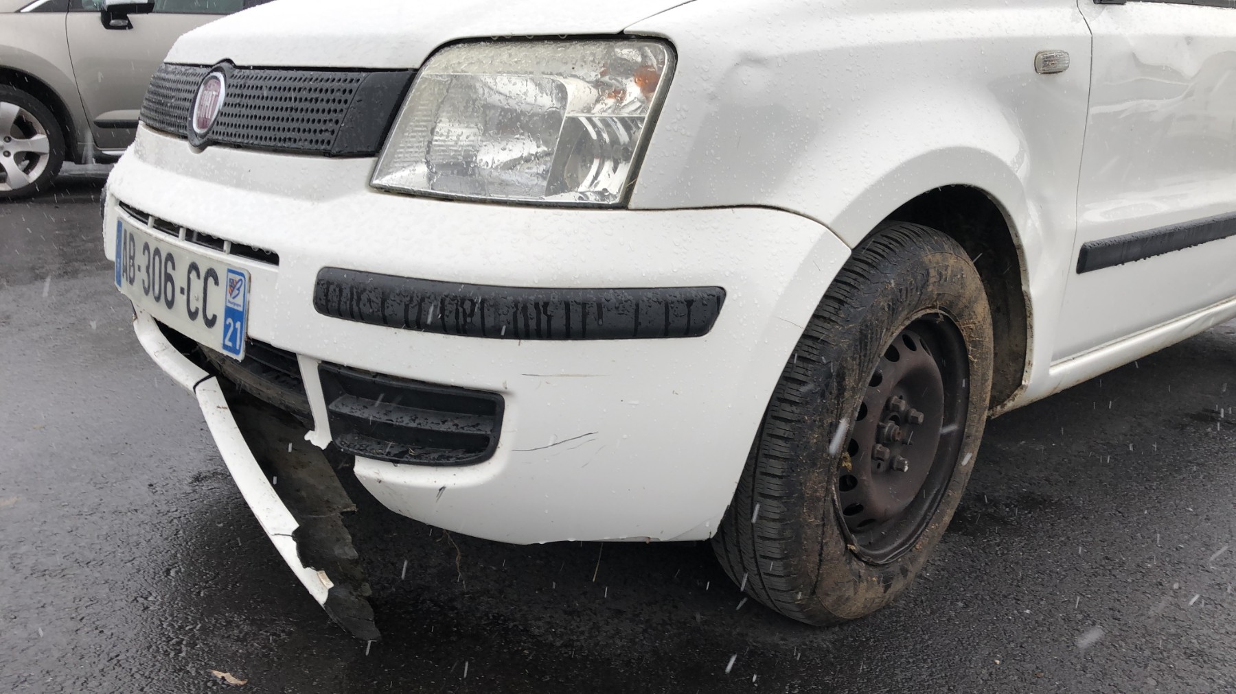 Optique avant principal gauche (feux)(phare) pour FIAT PANDA 2 PHASE 1 Optique avant principal gauche (feux)(phare) pour FIAT PANDA 2 PHASE 1