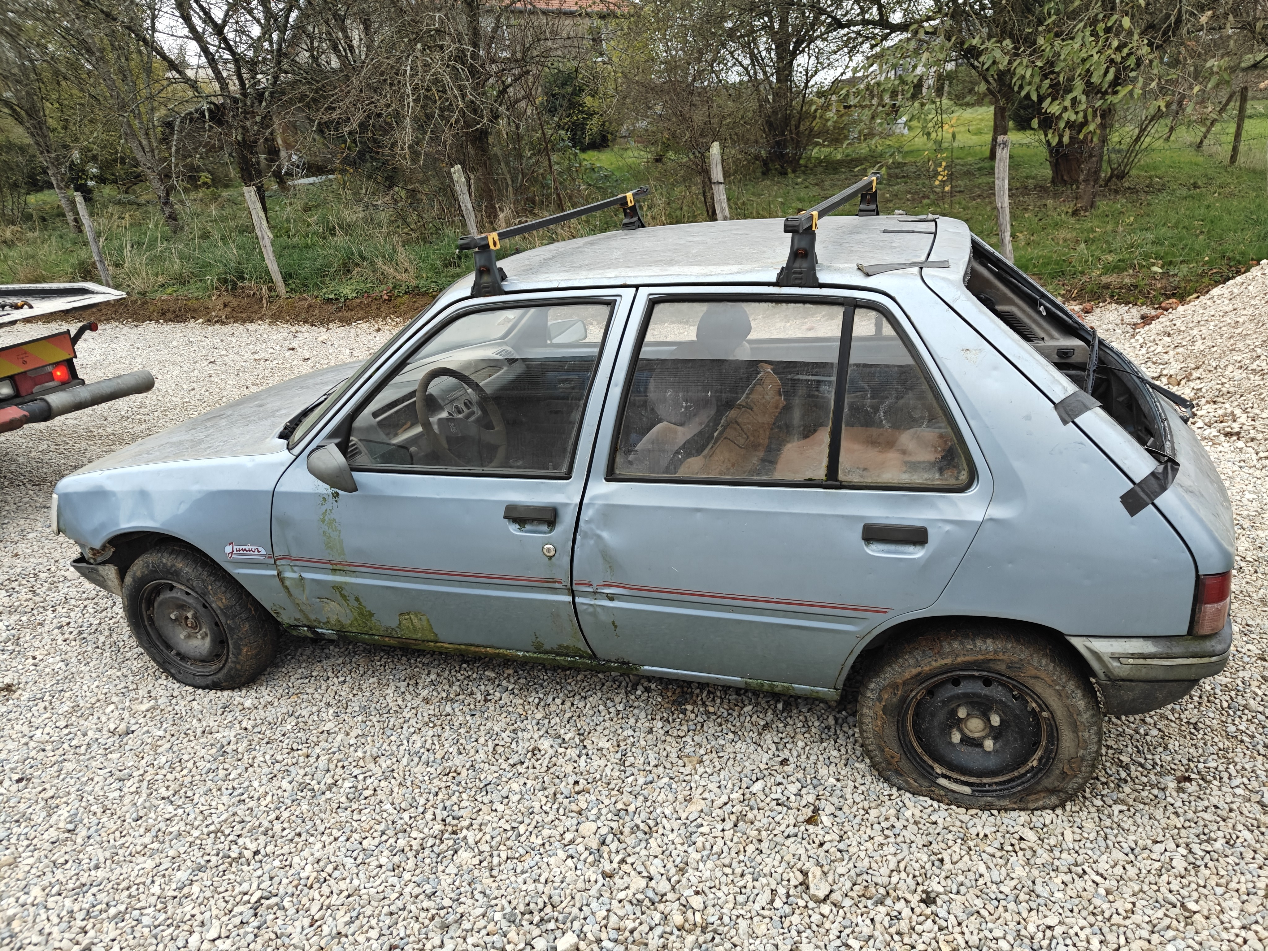 Retroviseur gauche pour PEUGEOT 205 PHASE 2 Retroviseur gauche pour PEUGEOT 205 PHASE 2