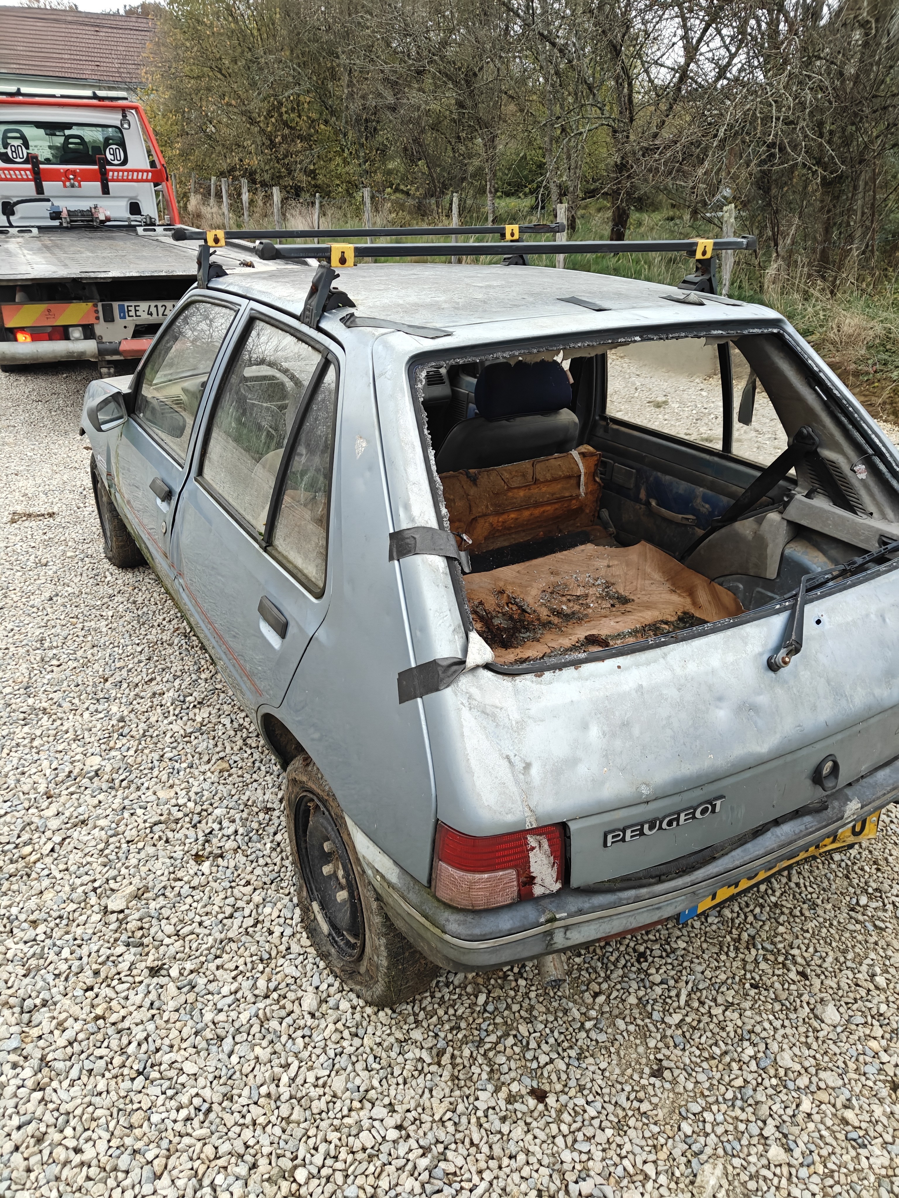 Retroviseur gauche pour PEUGEOT 205 PHASE 2 Retroviseur gauche pour PEUGEOT 205 PHASE 2